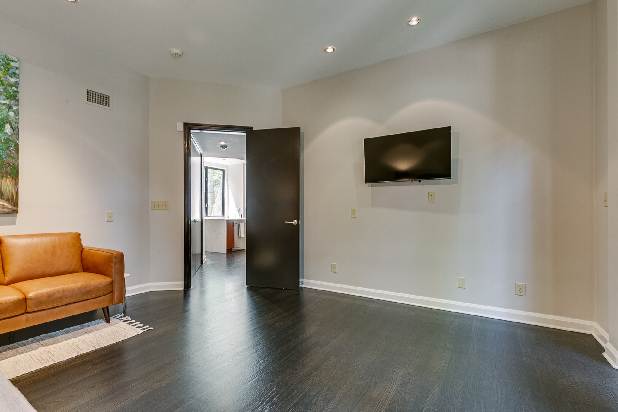3629 West End Ave Unit: 102