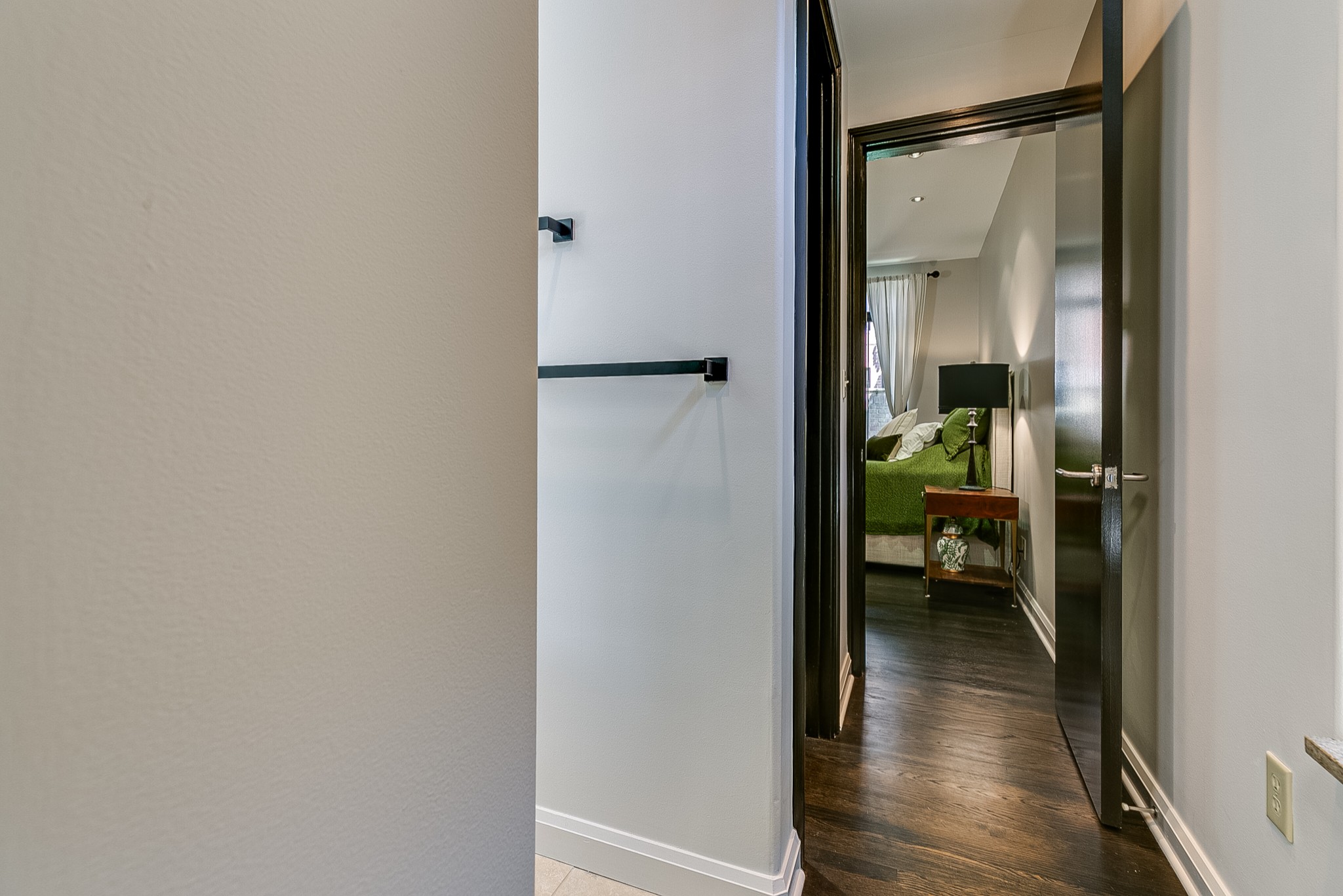 3629 West End Ave Unit: 102