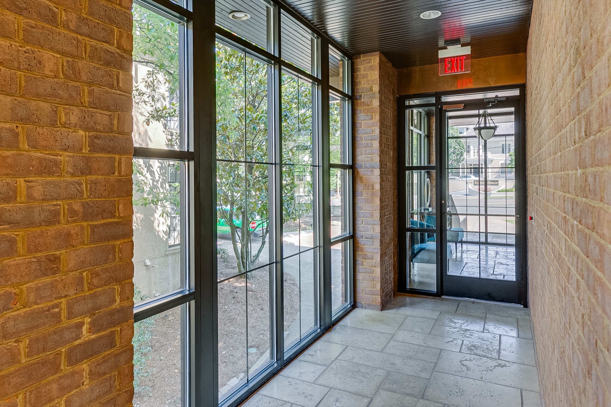 3629 West End Ave Unit: 102