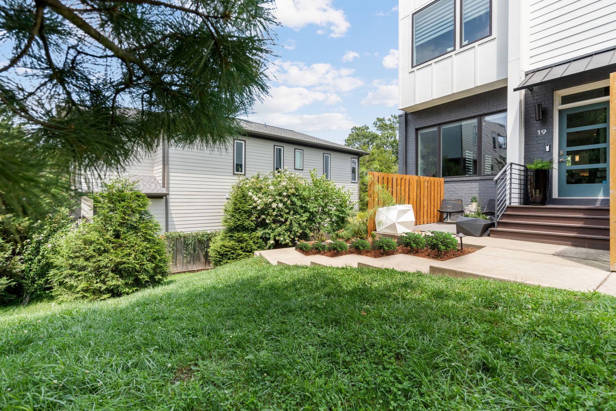 239 White Bridge Pike Unit: 19