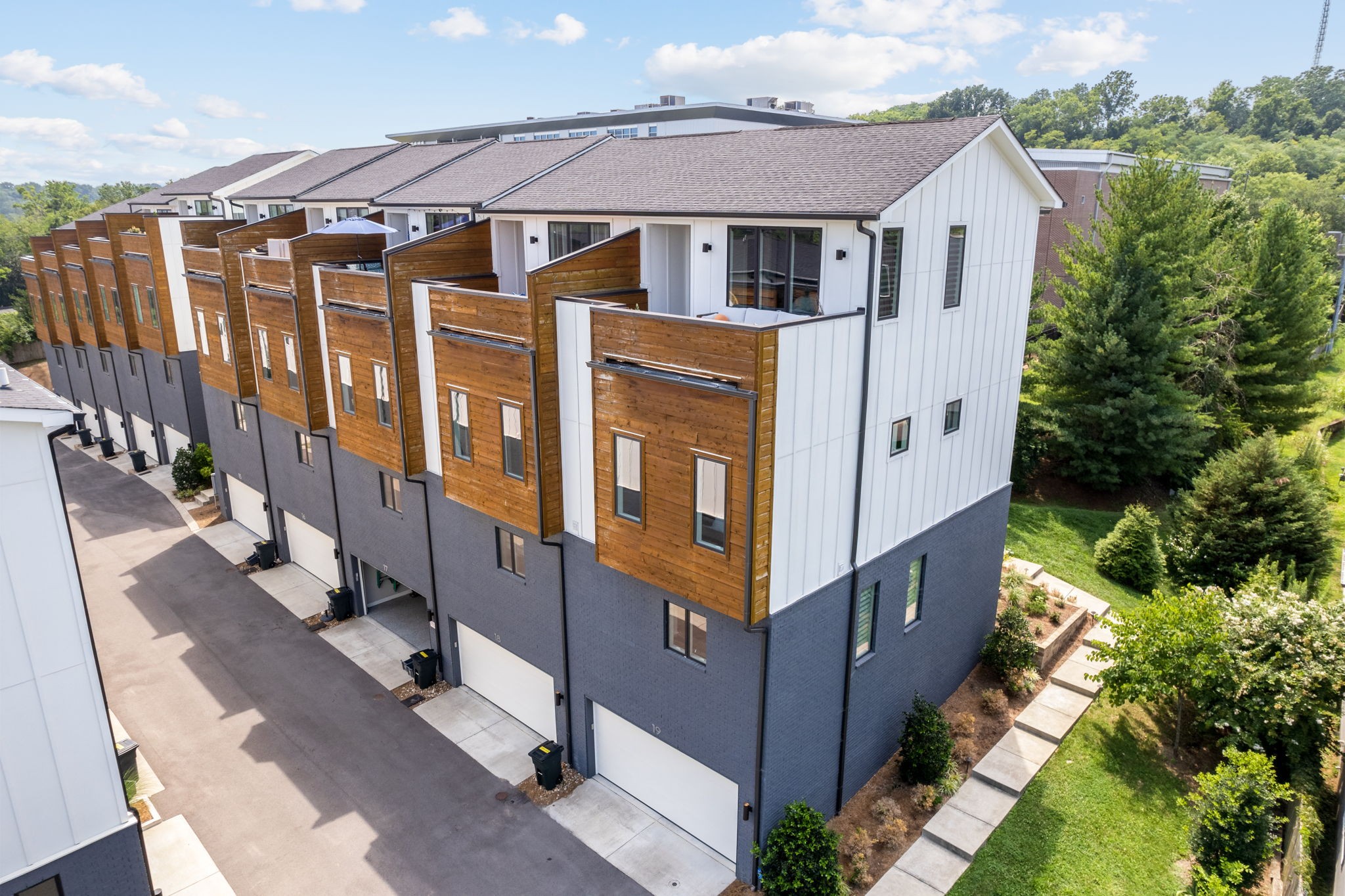 239 White Bridge Pike Unit: 19