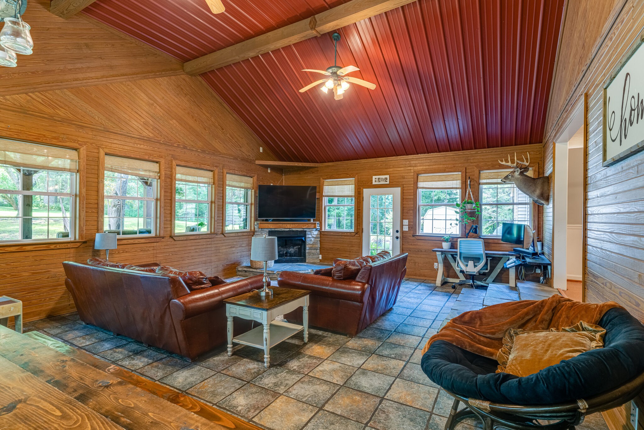 205 Overlook Ct