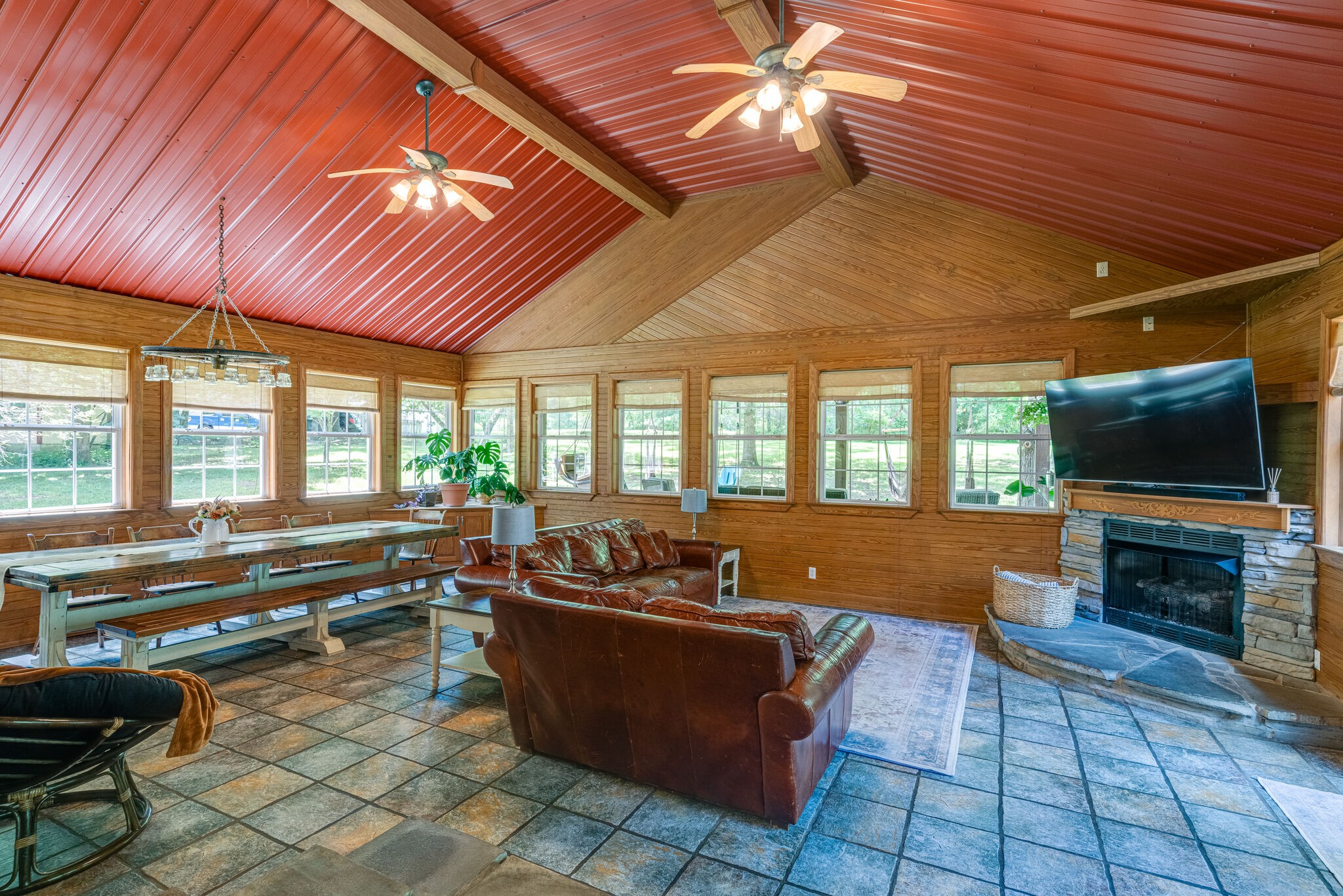 205 Overlook Ct