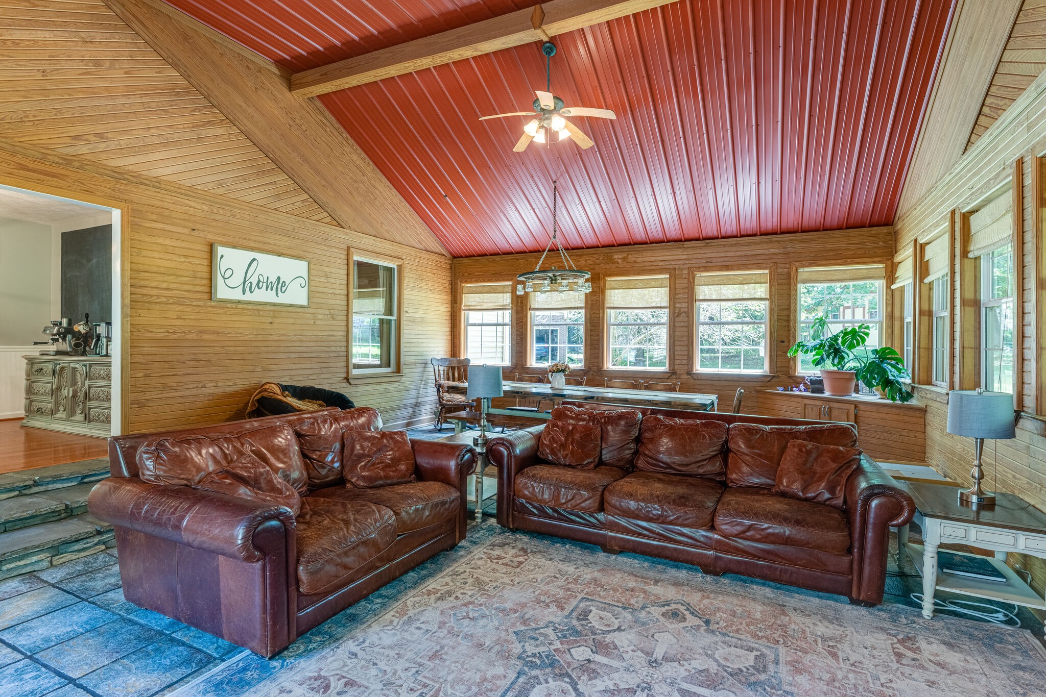 205 Overlook Ct