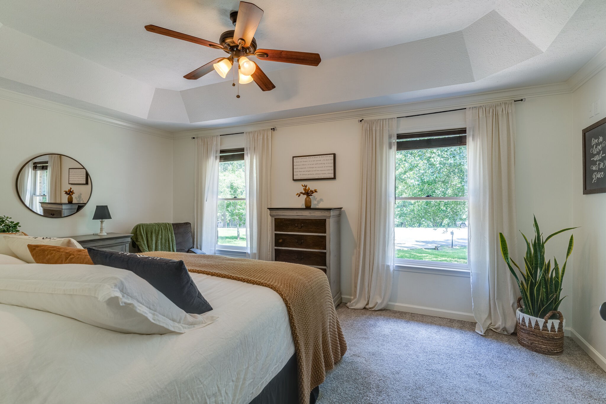 205 Overlook Ct