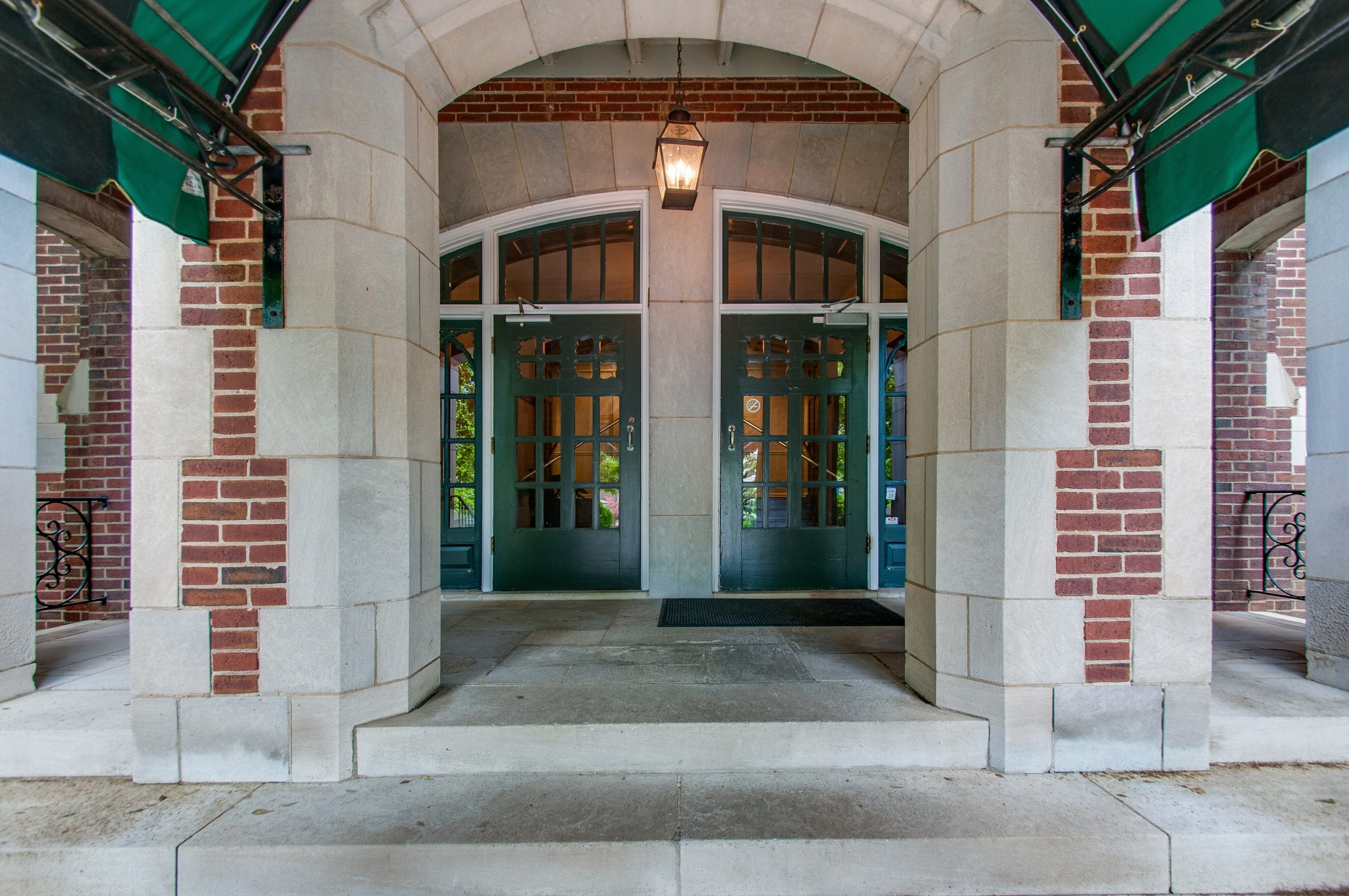 4225 Harding Pike Unit: 103