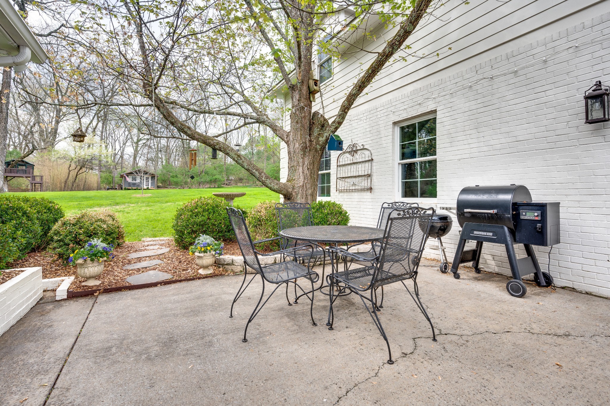 6337 Torrington Rd