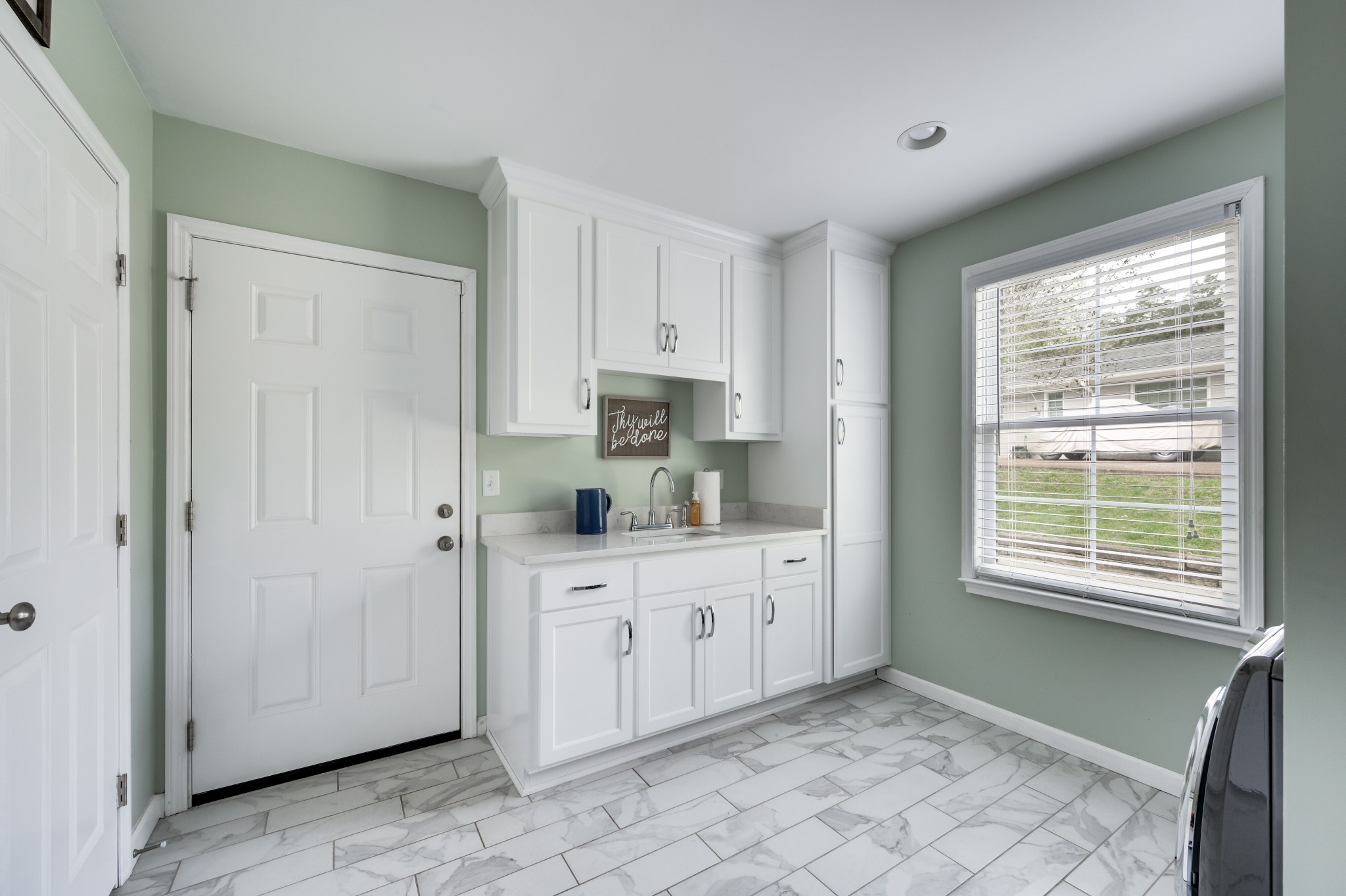 6337 Torrington Rd