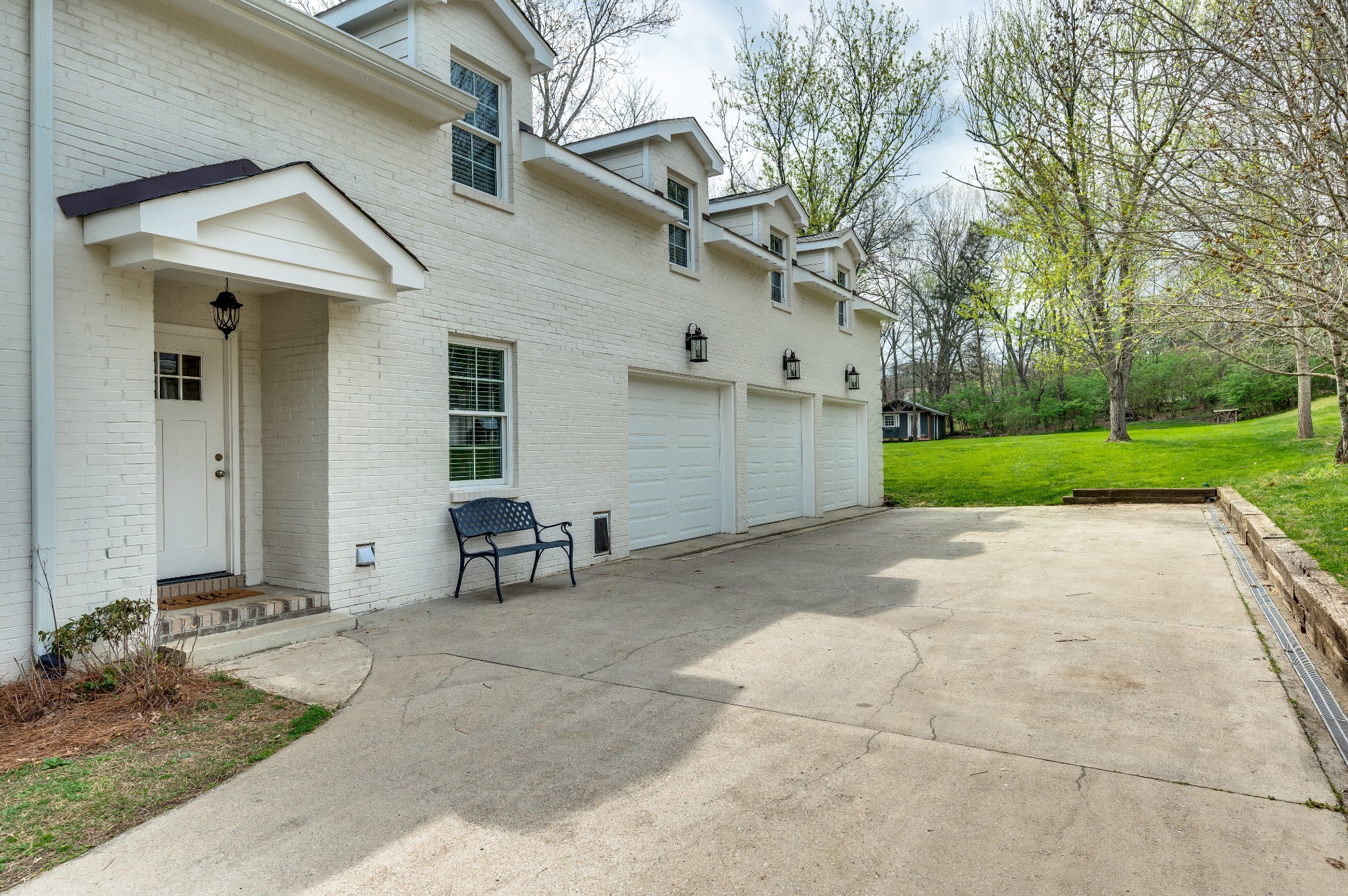 6337 Torrington Rd