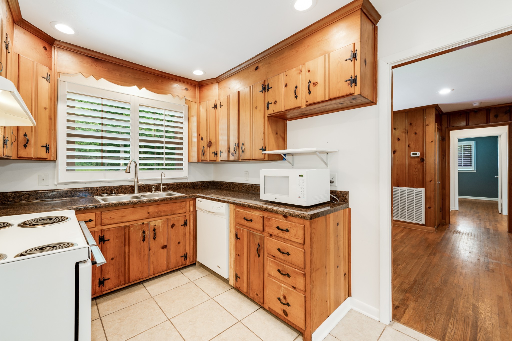 6212 Henry Ford Dr
