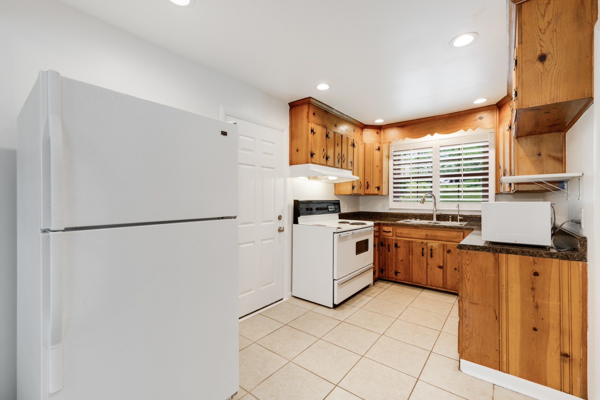 6212 Henry Ford Dr