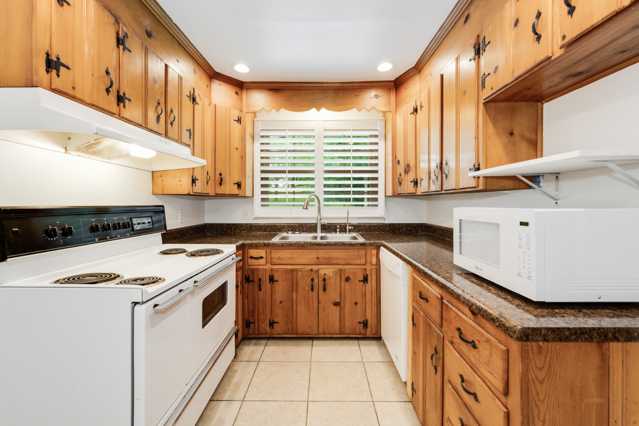 6212 Henry Ford Dr