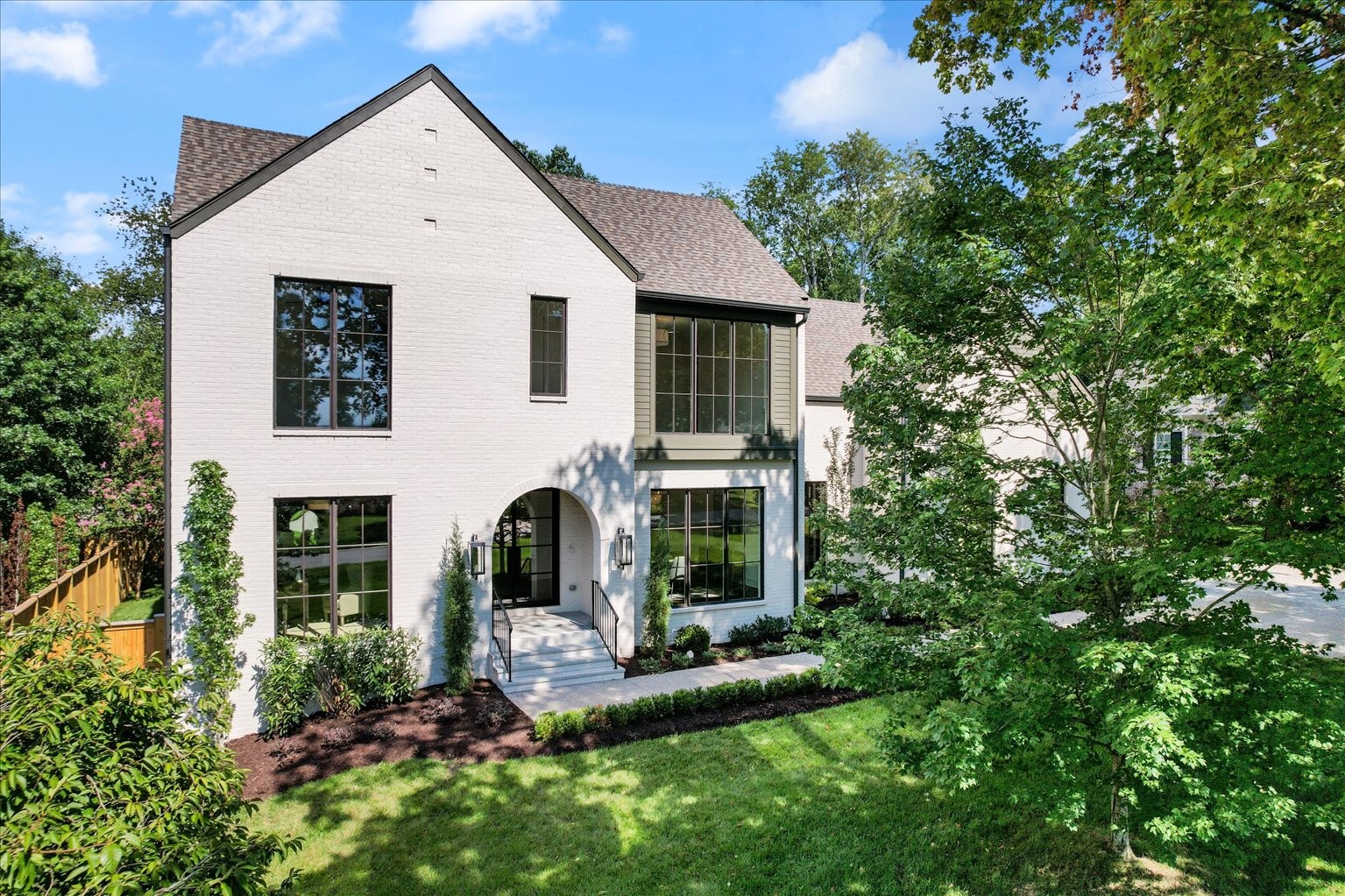4020 Skyline Dr