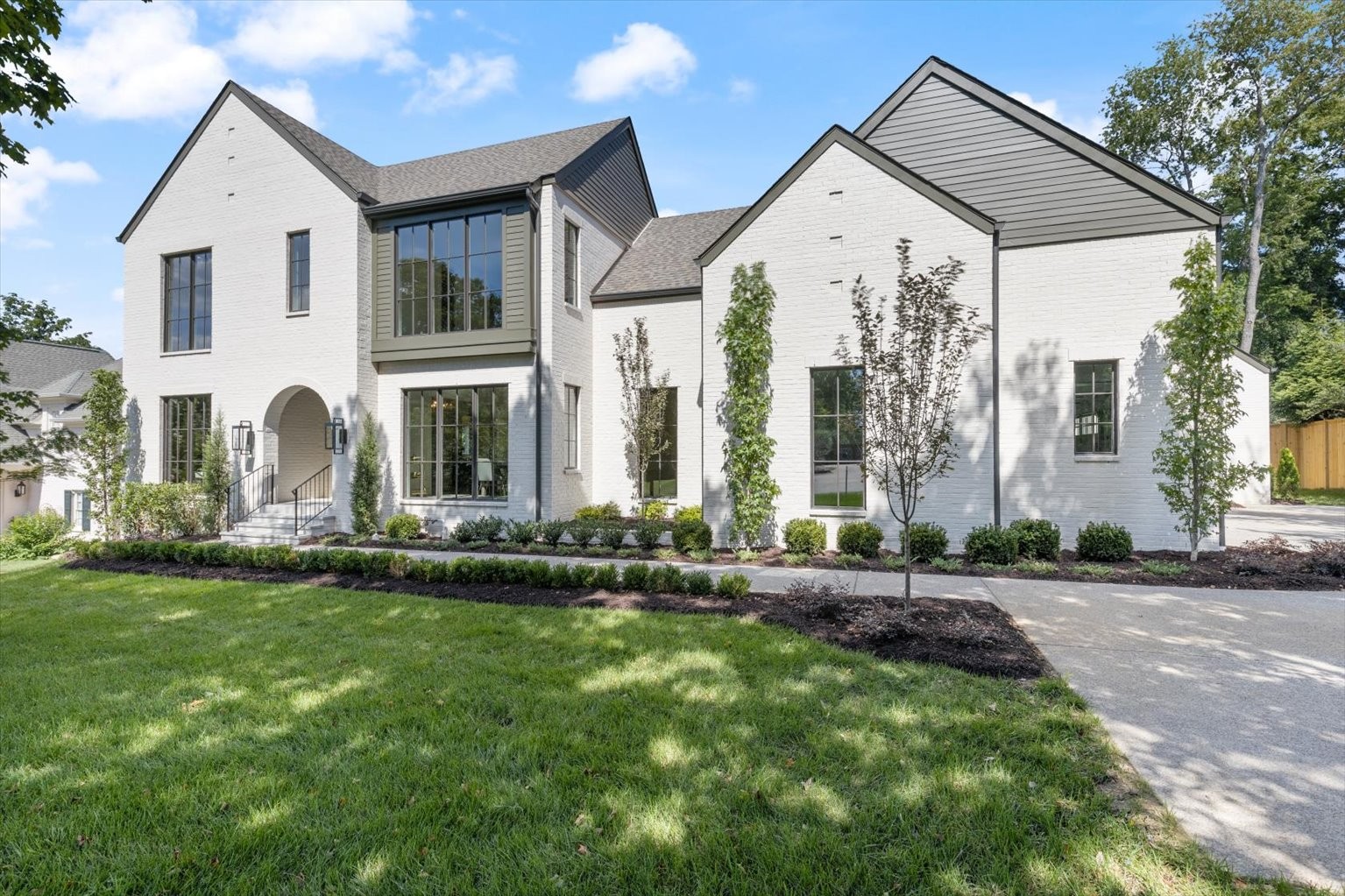4020 Skyline Dr