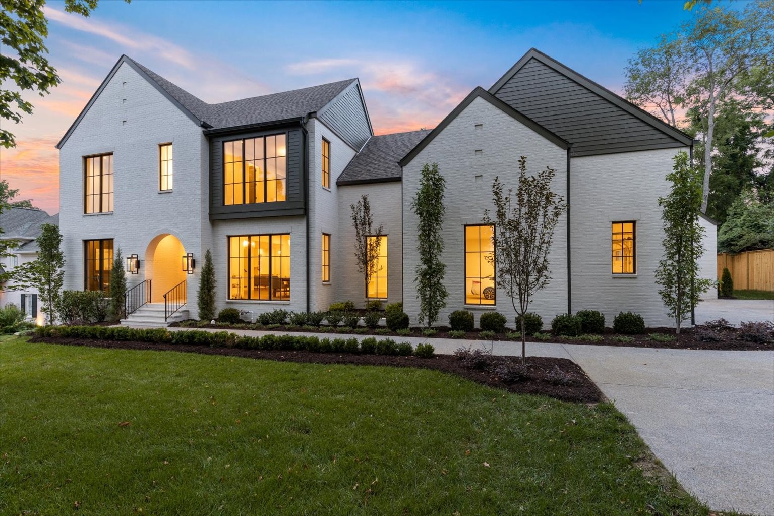 4020 Skyline Dr