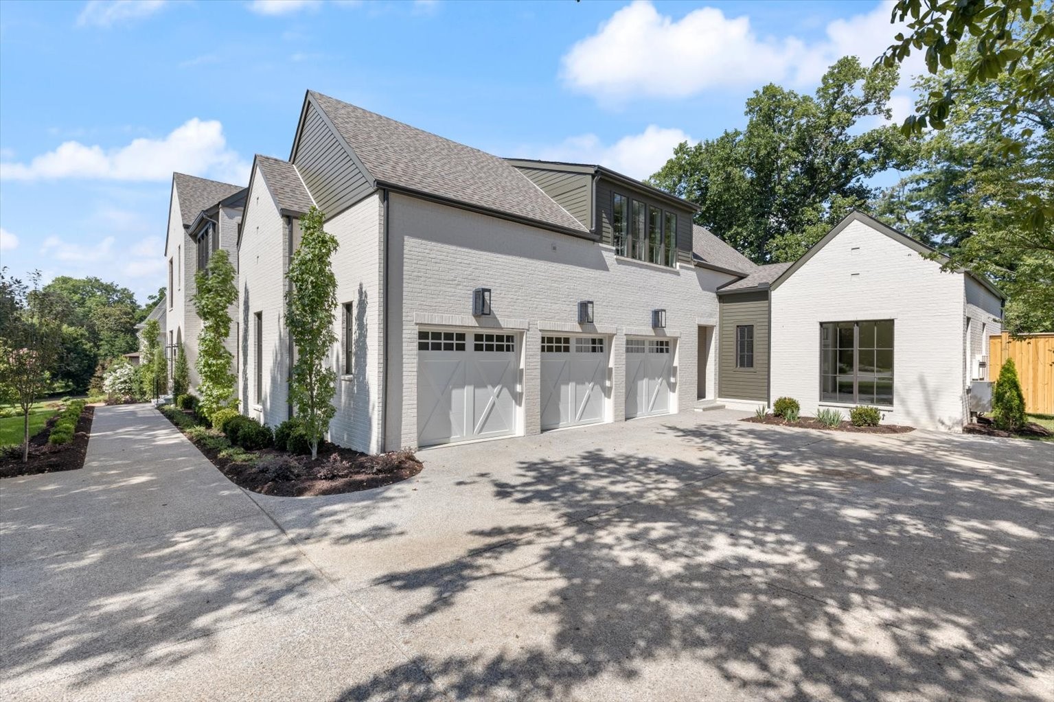 4020 Skyline Dr