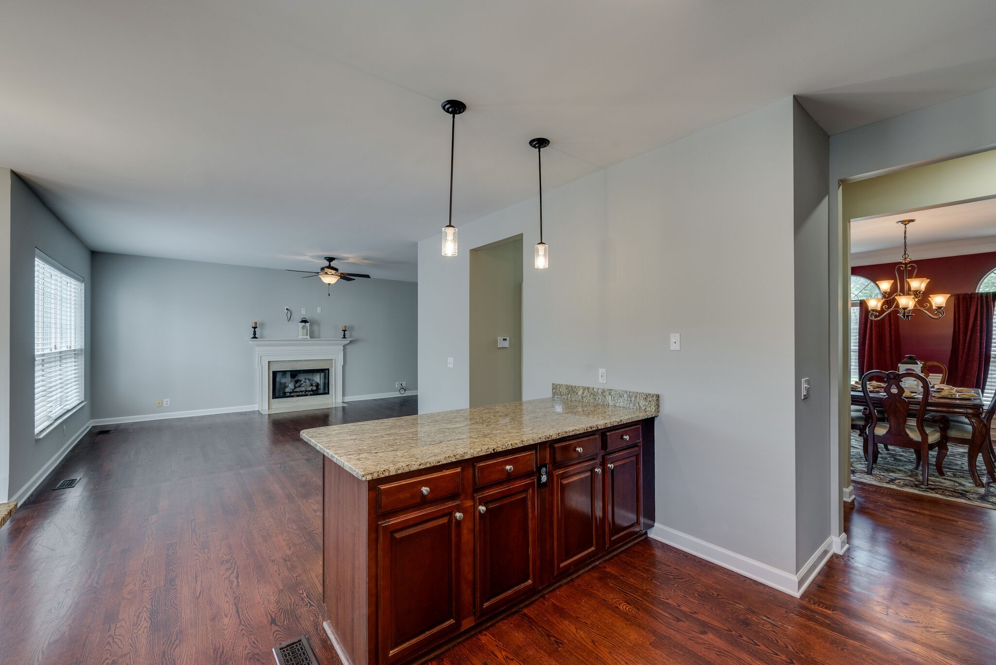 616 Grange Hill Ct