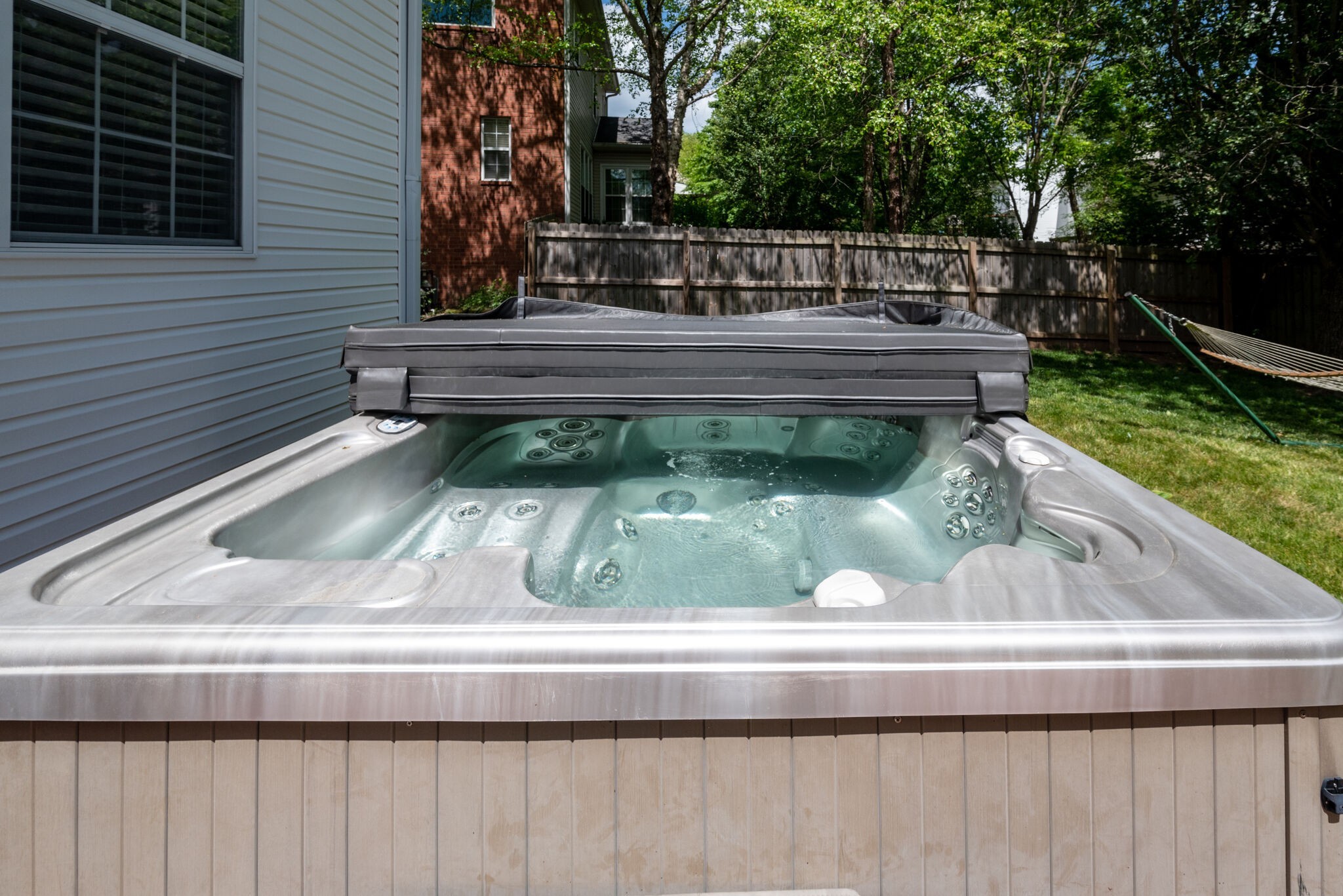 616 Grange Hill Ct