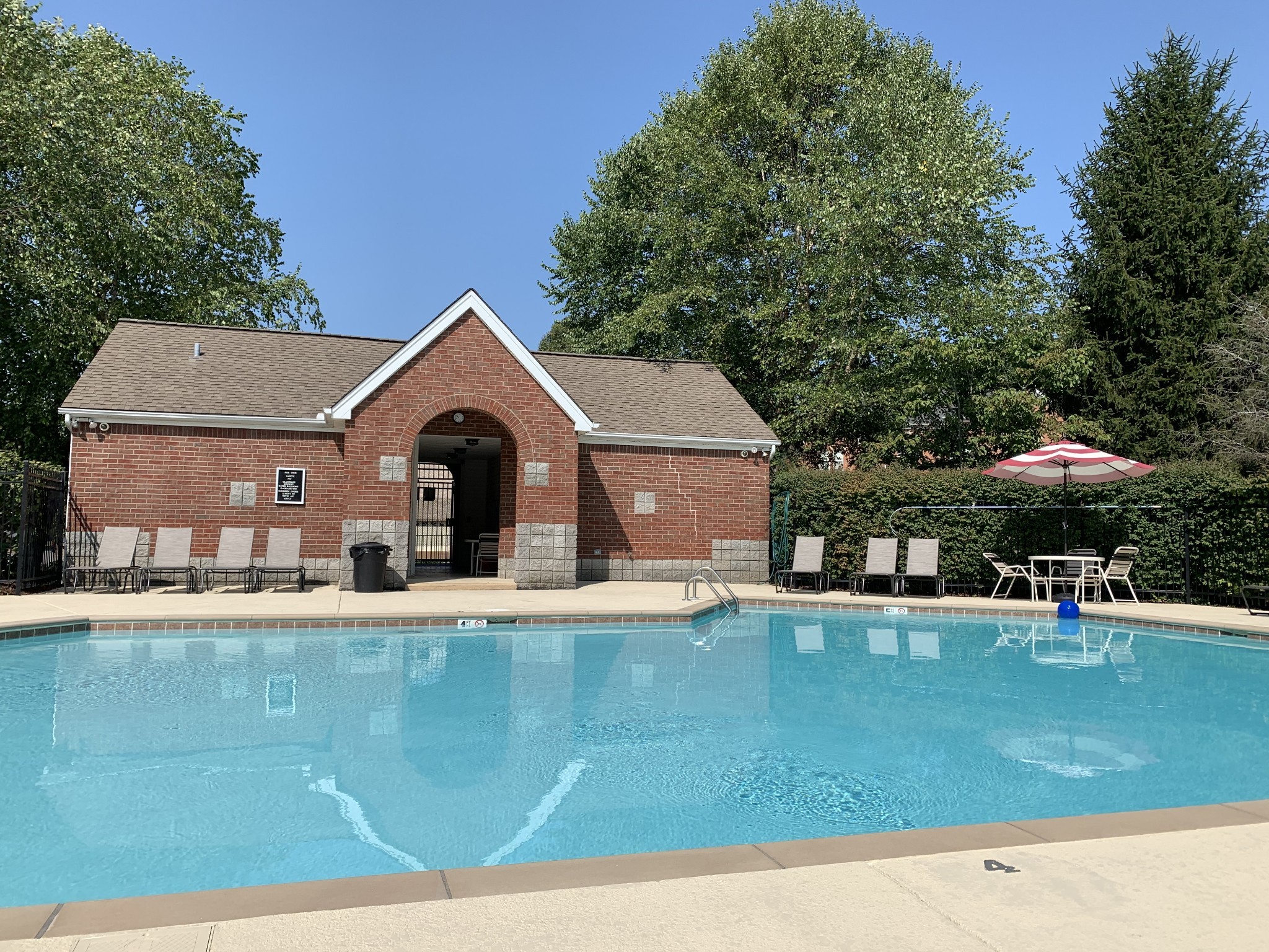 616 Grange Hill Ct