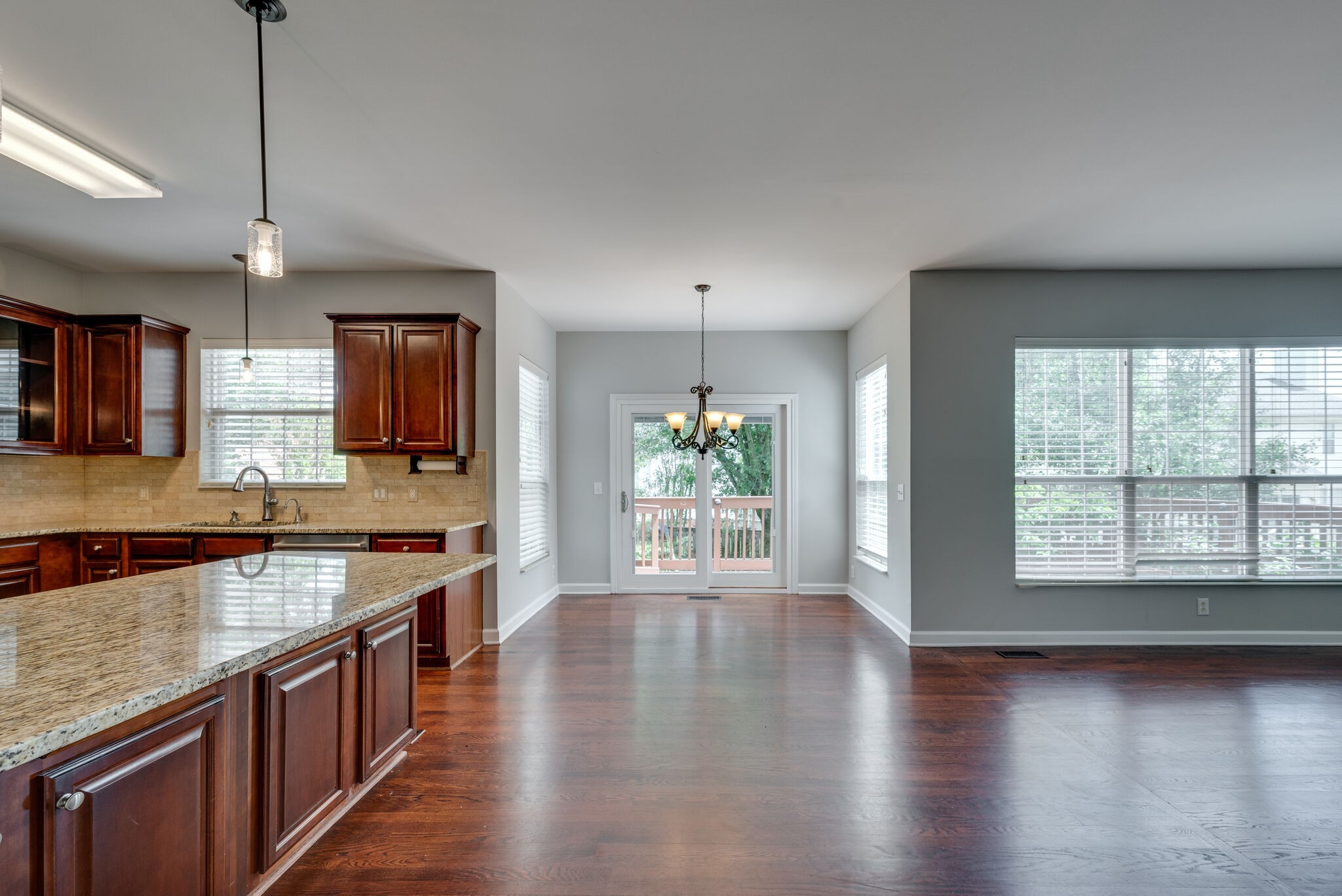 616 Grange Hill Ct