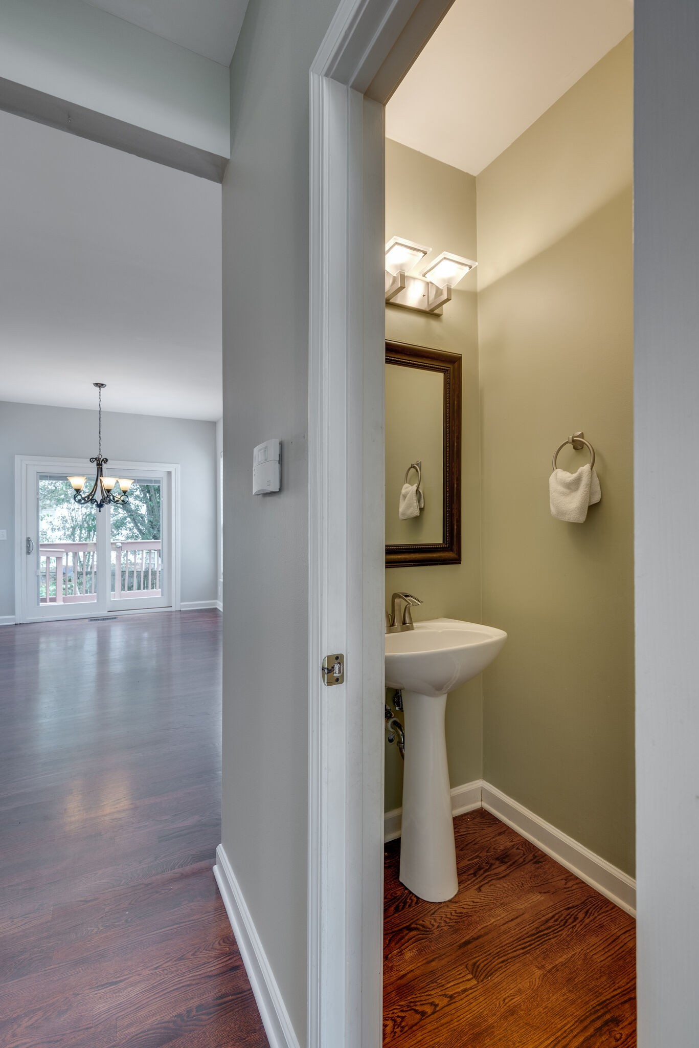 616 Grange Hill Ct