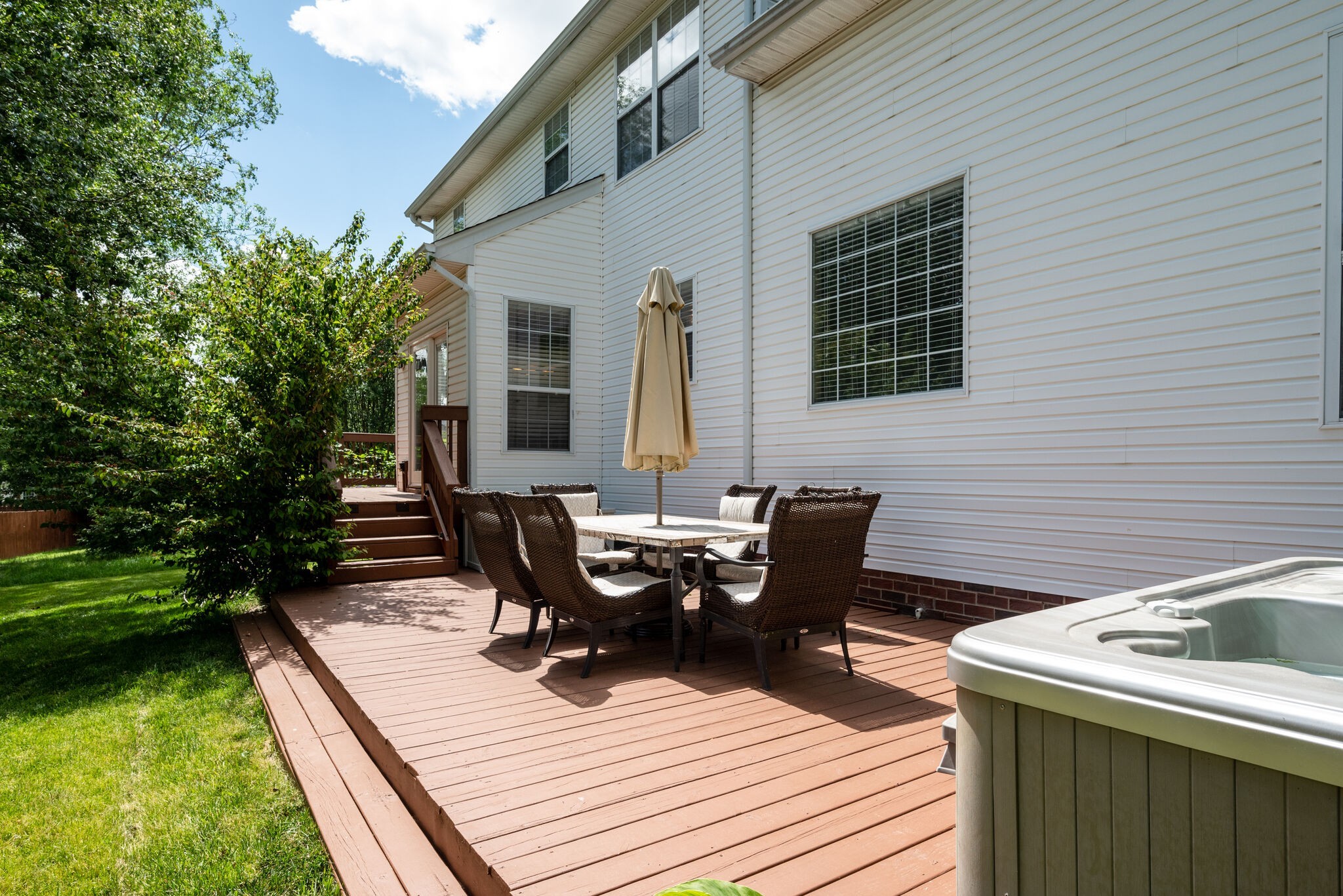 616 Grange Hill Ct