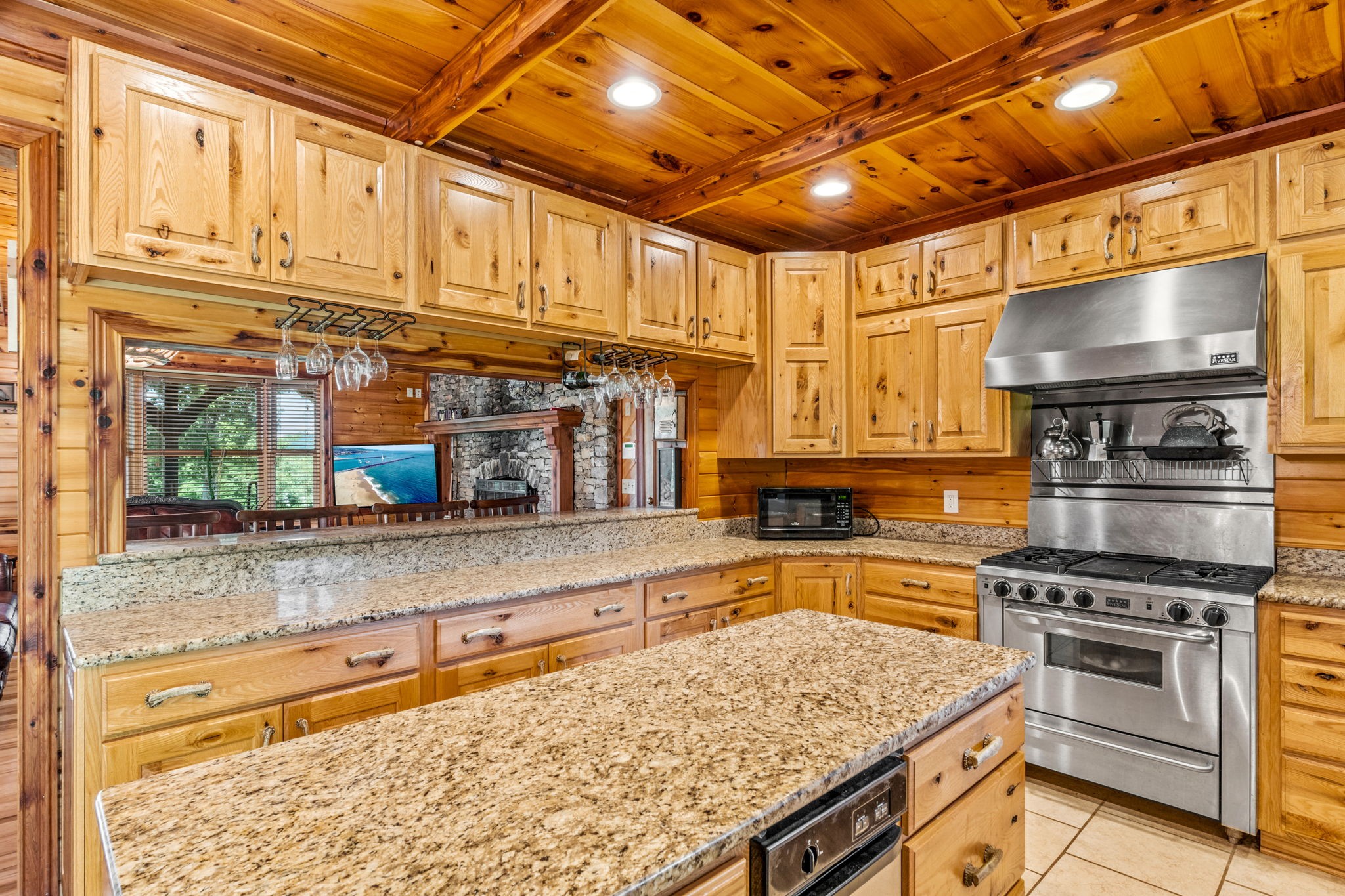 646 Bradford Ridge Rd