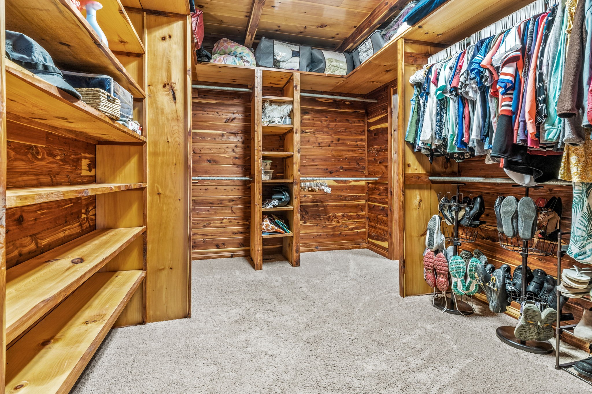 646 Bradford Ridge Rd
