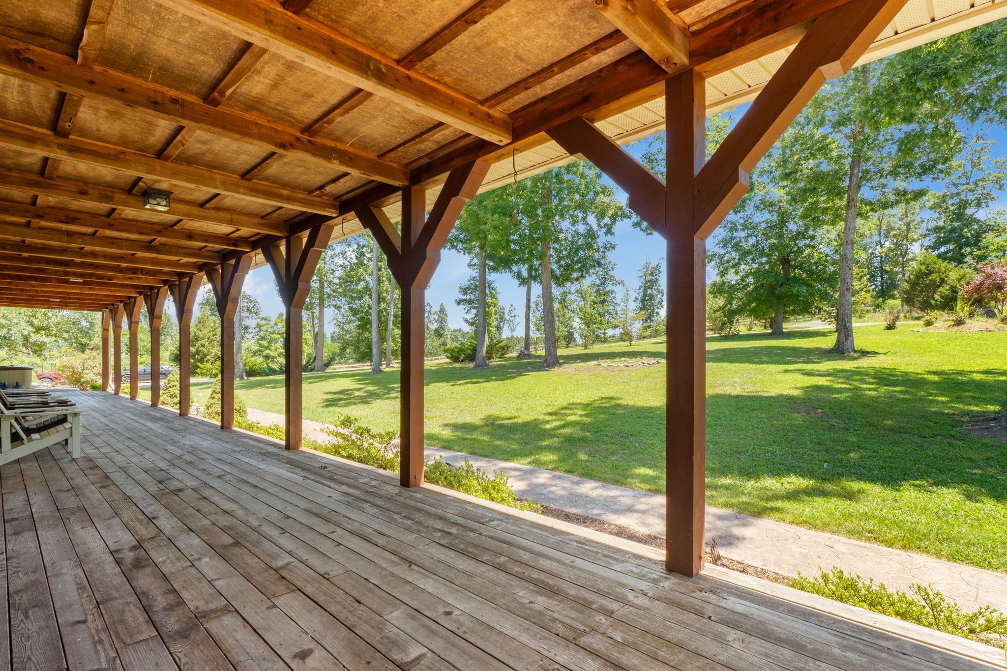 646 Bradford Ridge Rd