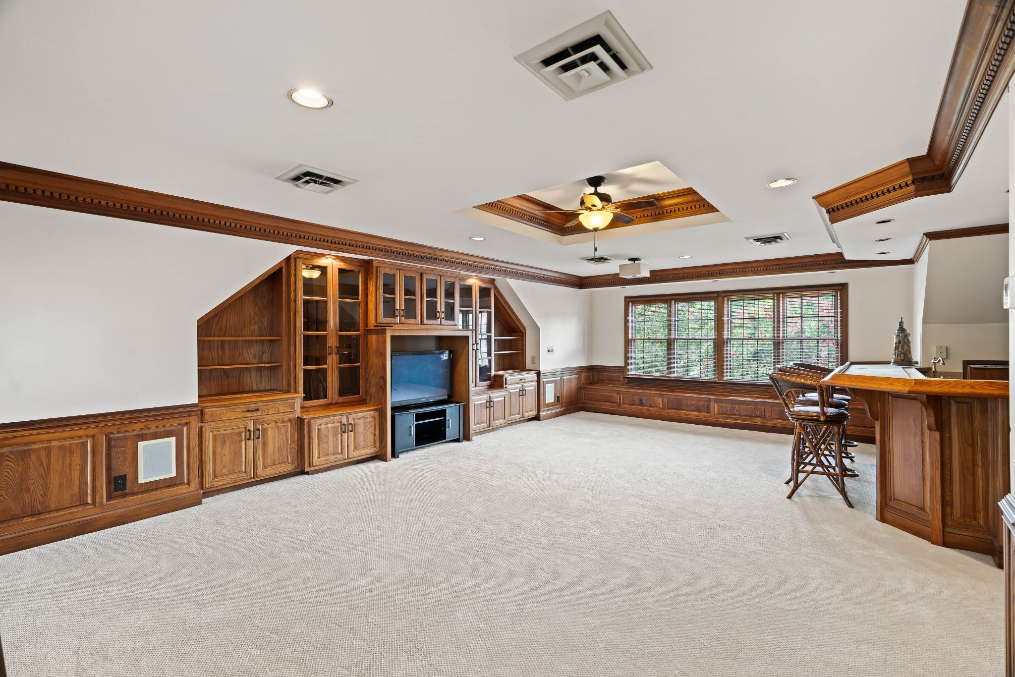 6001 Wellesley Way