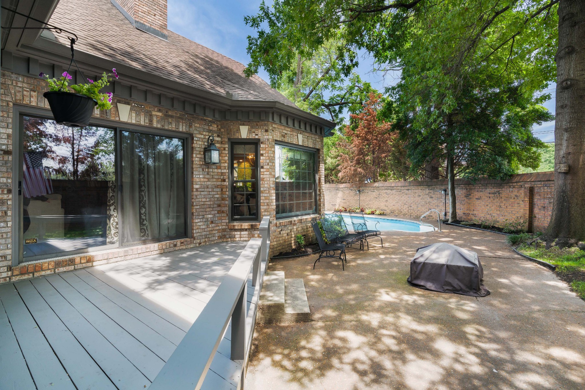 6001 Wellesley Way