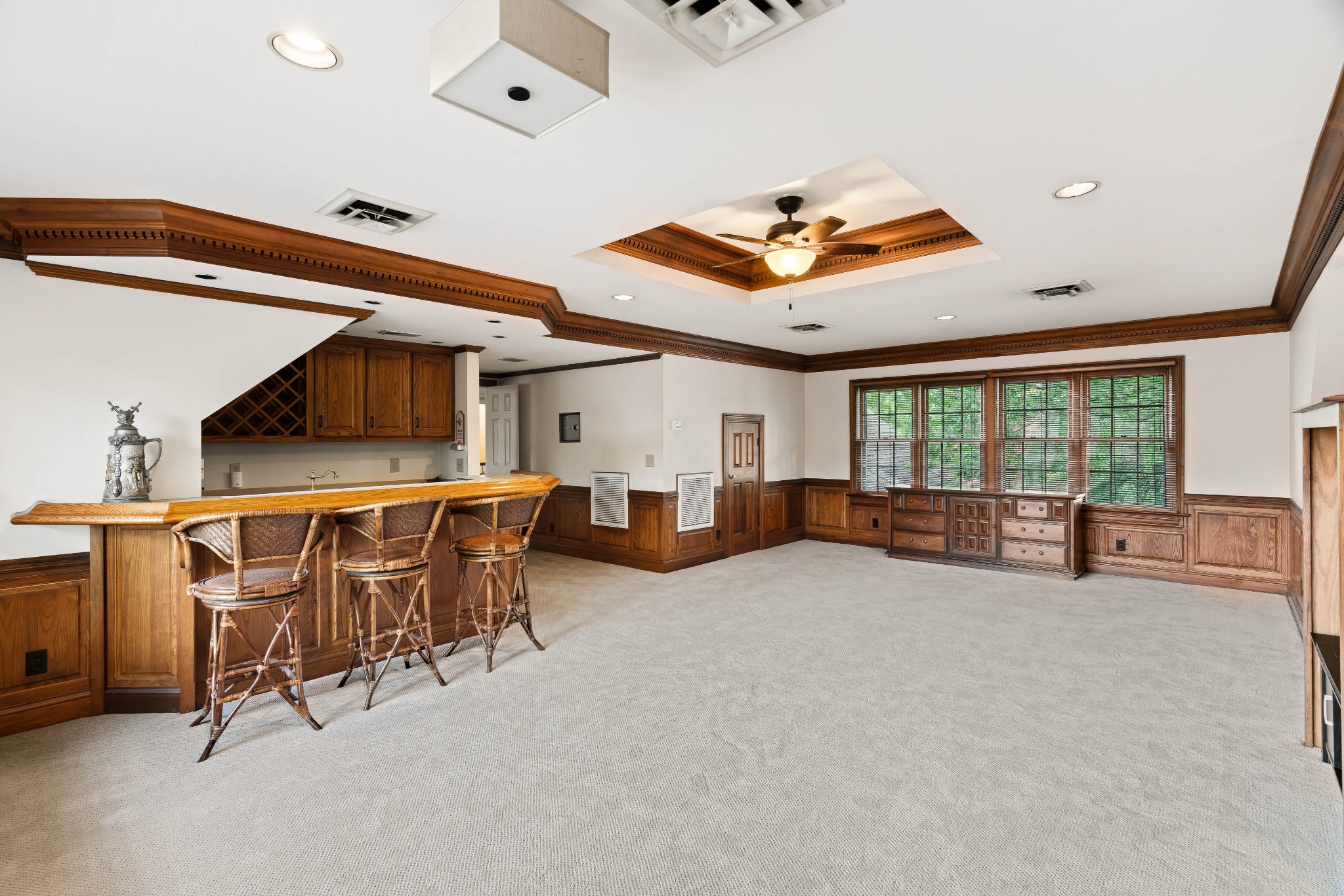 6001 Wellesley Way
