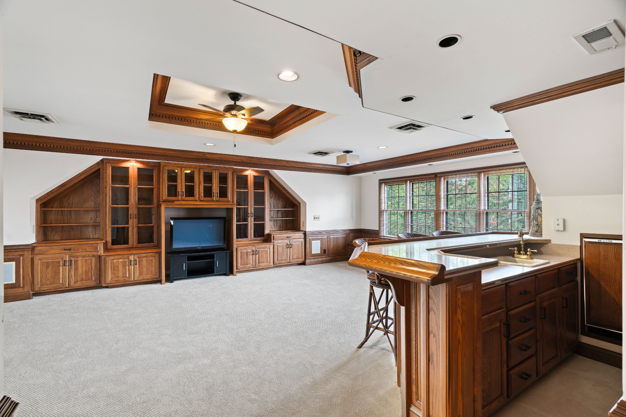 6001 Wellesley Way