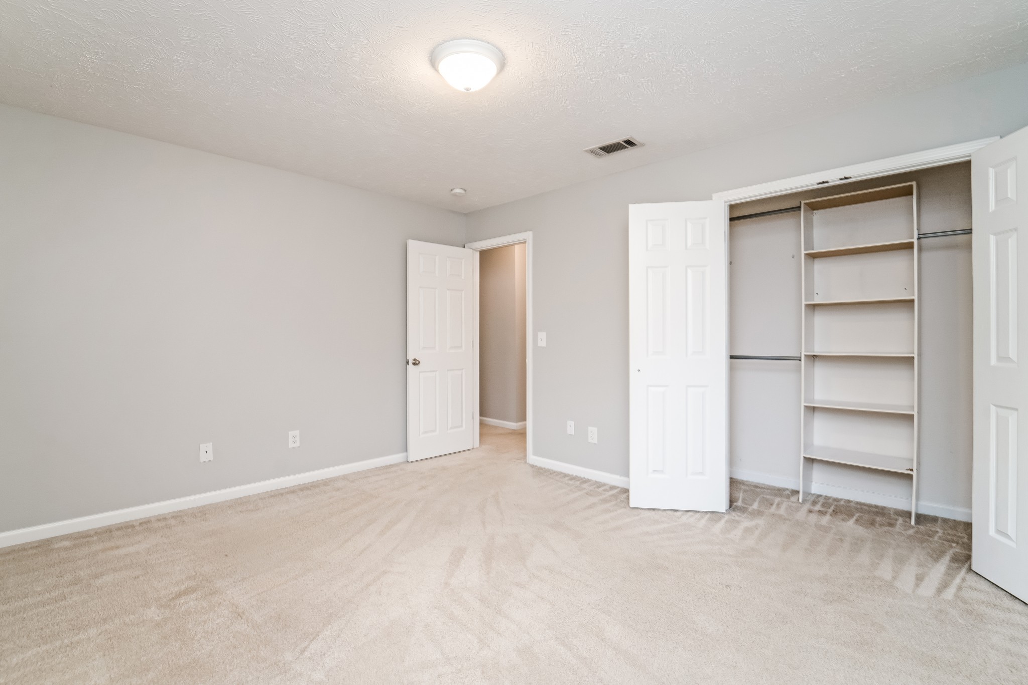 7313 Autumn Crossing Way