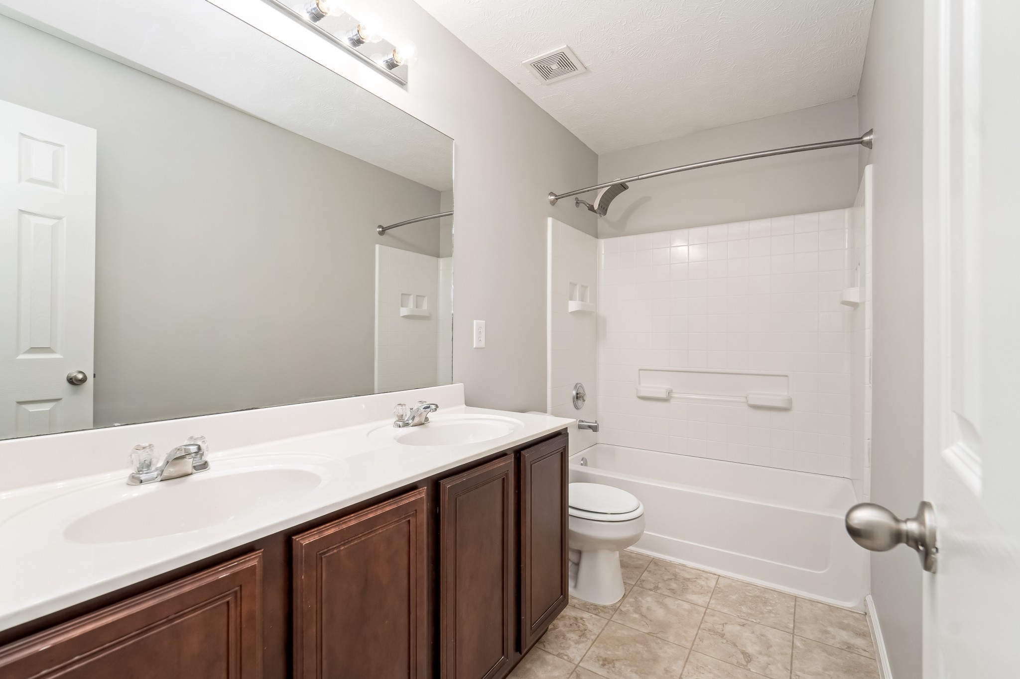 7313 Autumn Crossing Way