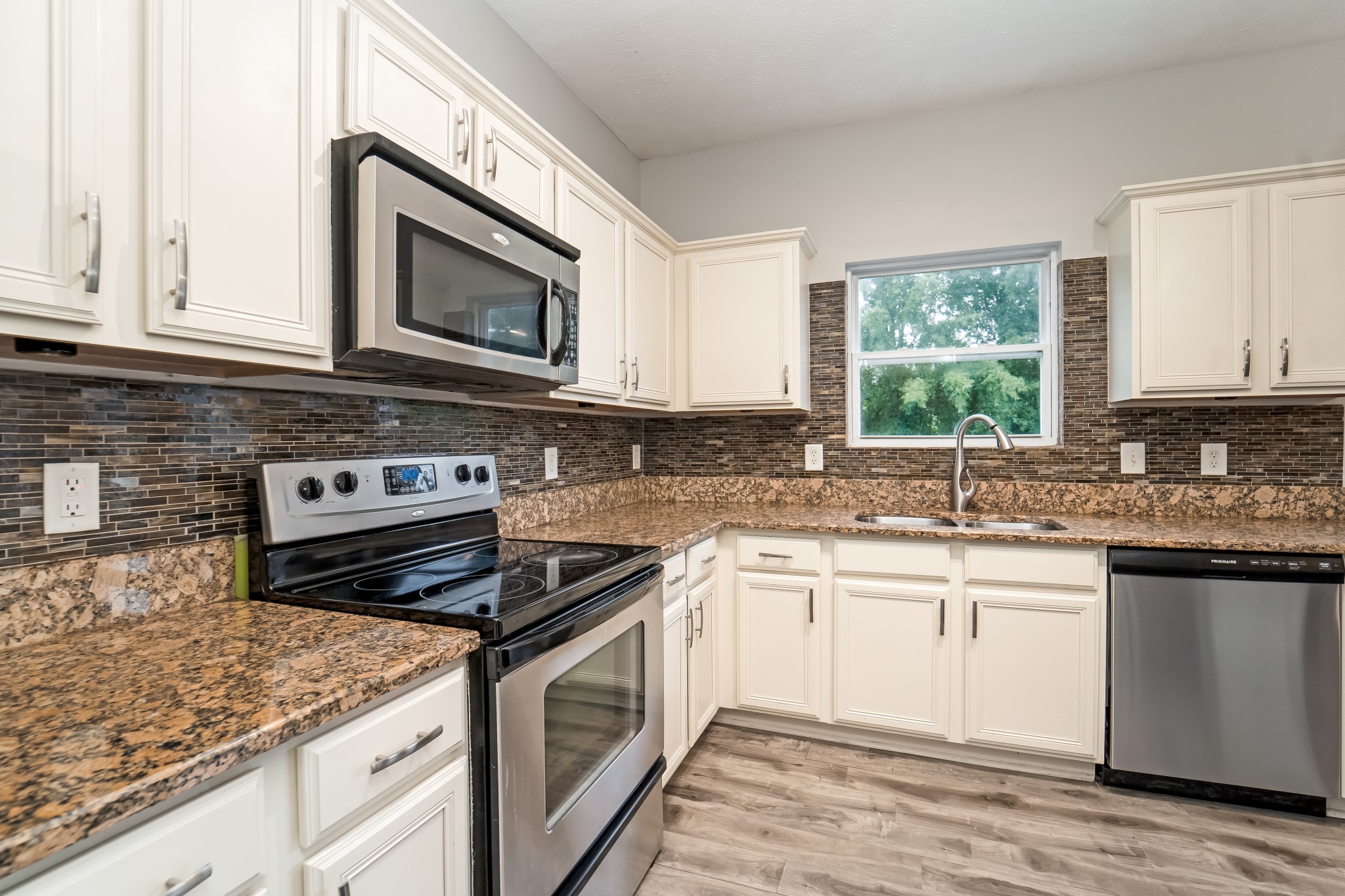 7313 Autumn Crossing Way