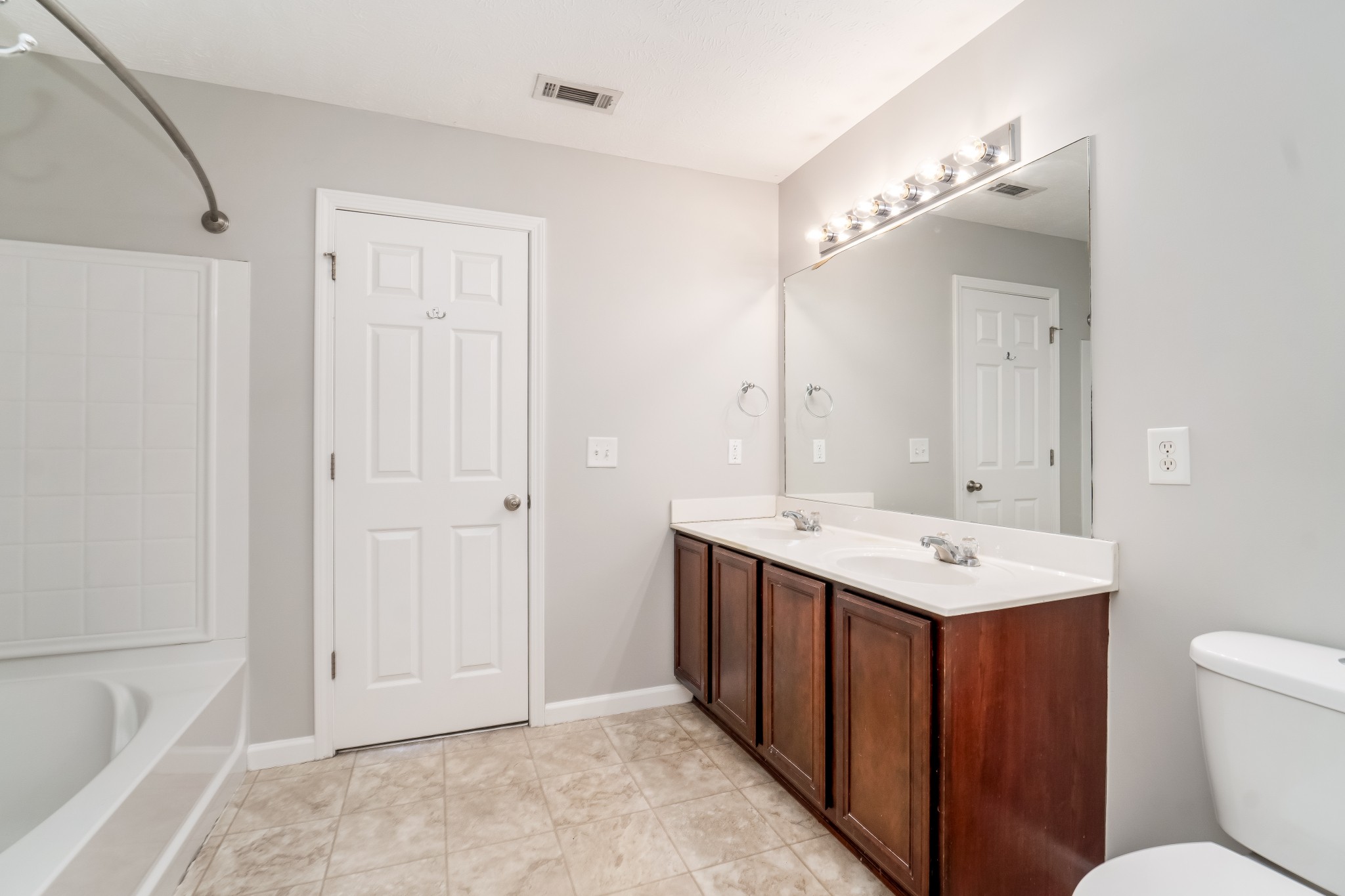 7313 Autumn Crossing Way