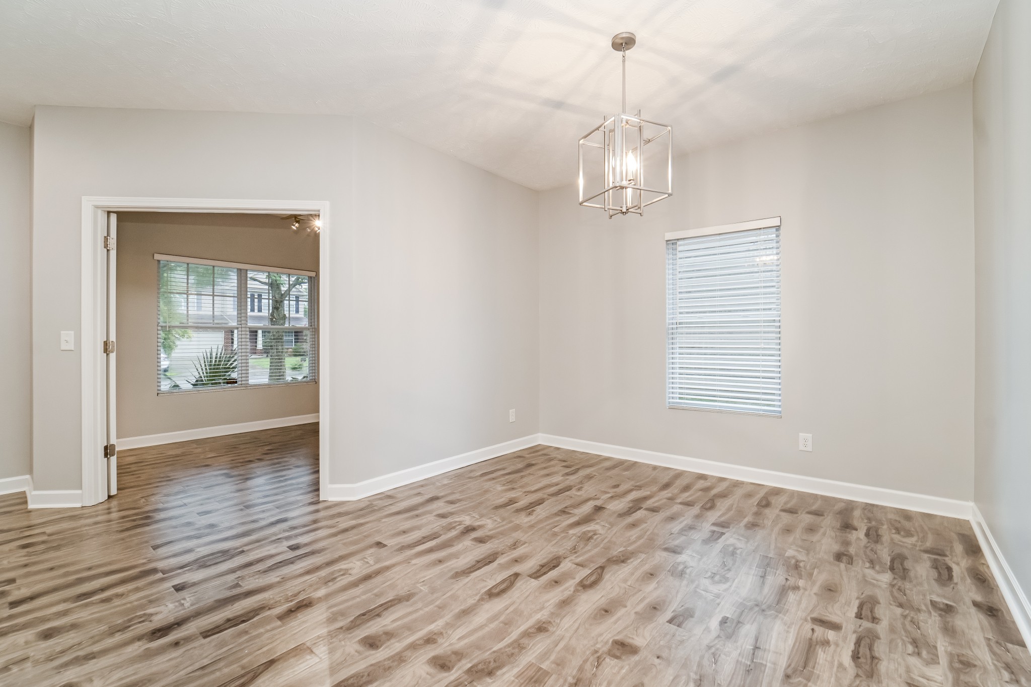 7313 Autumn Crossing Way