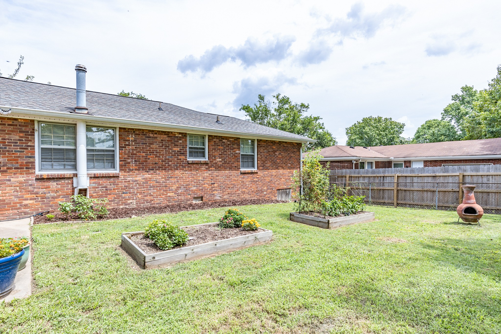 4915 Timberdale Dr