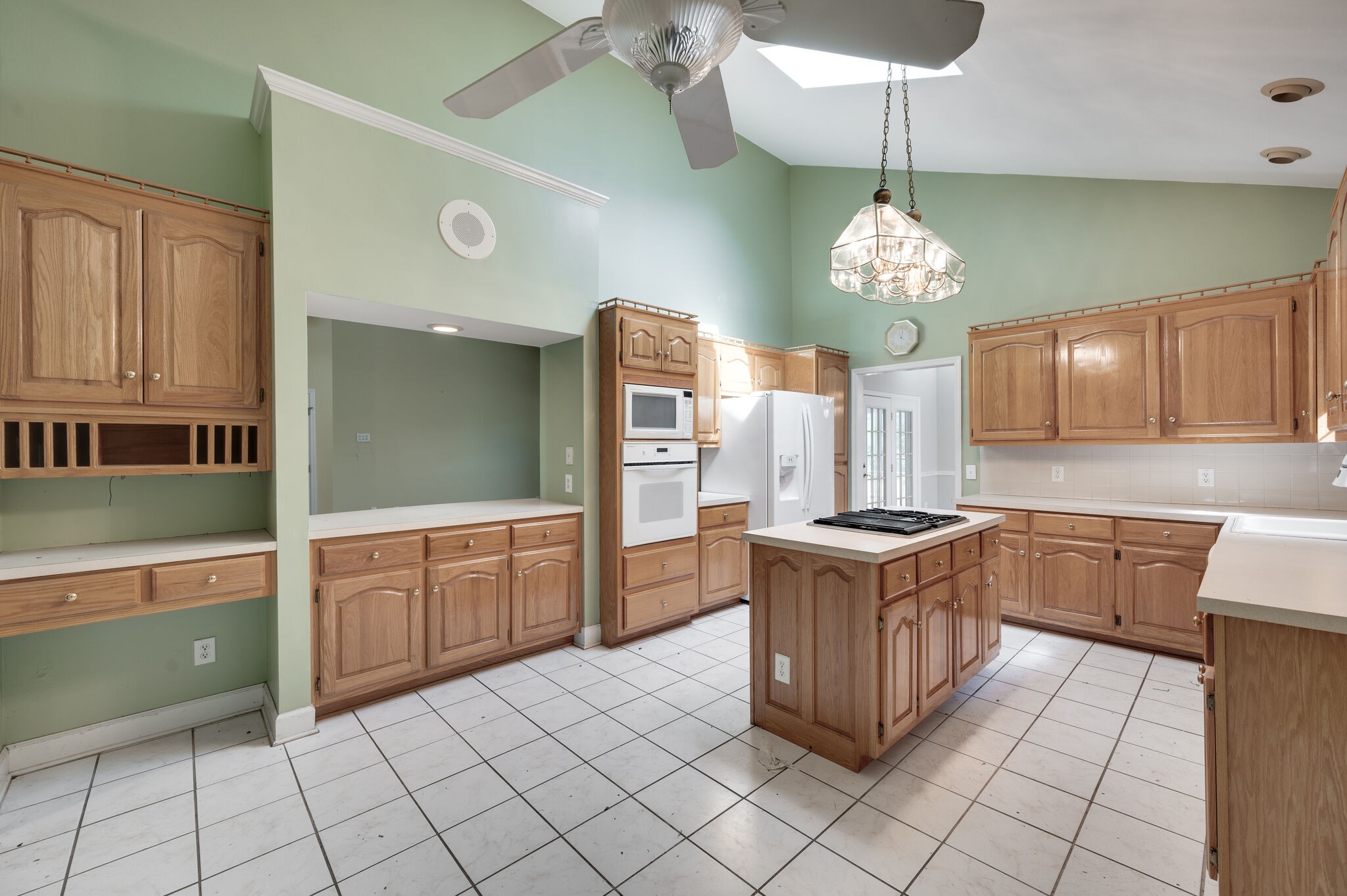 3529 Greystone Dr