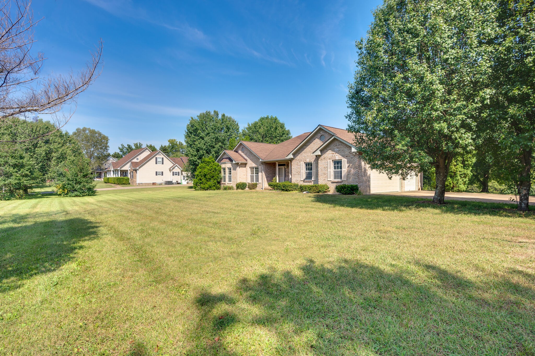 3529 Greystone Dr