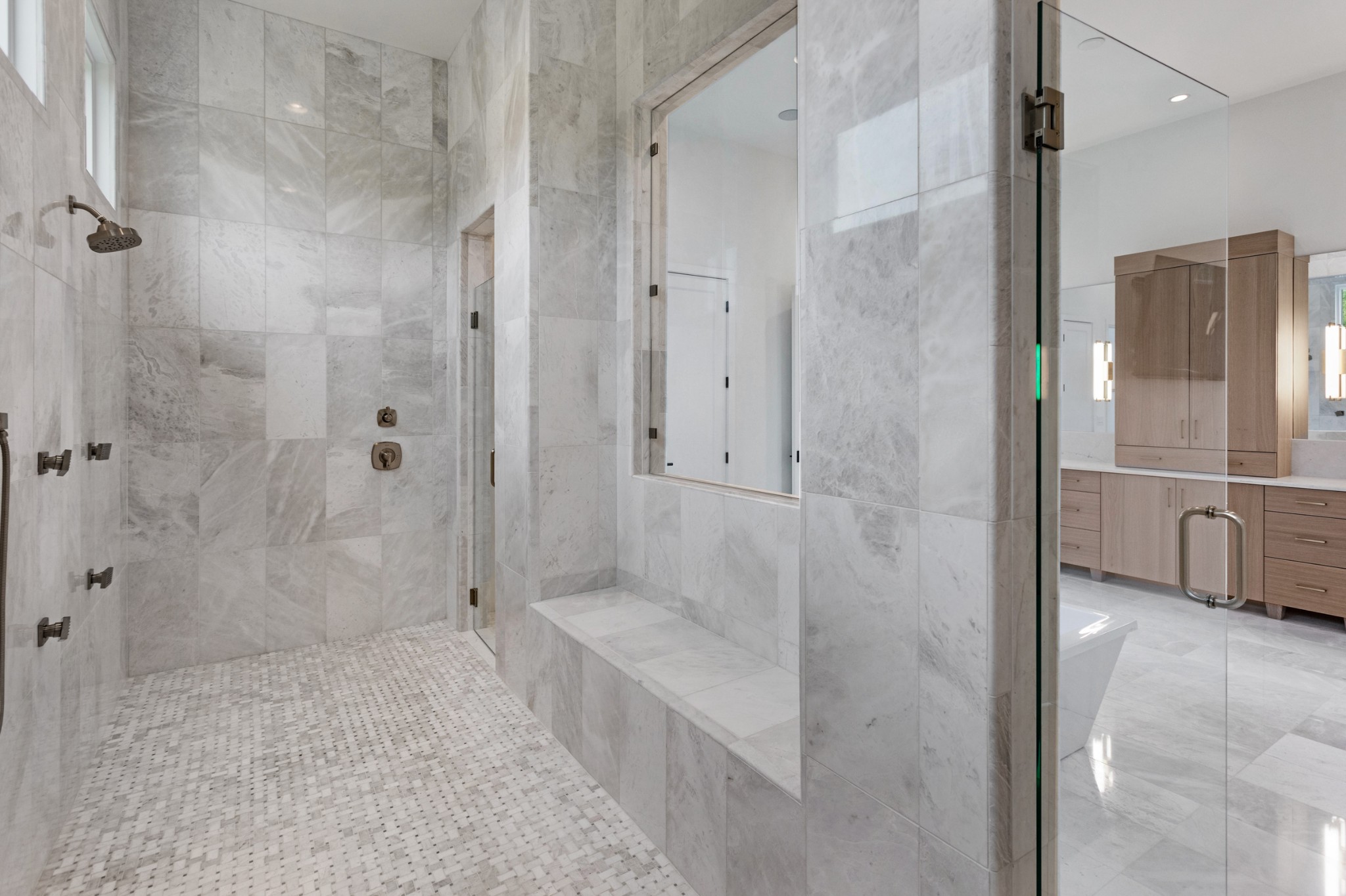 495 Chloe Ct