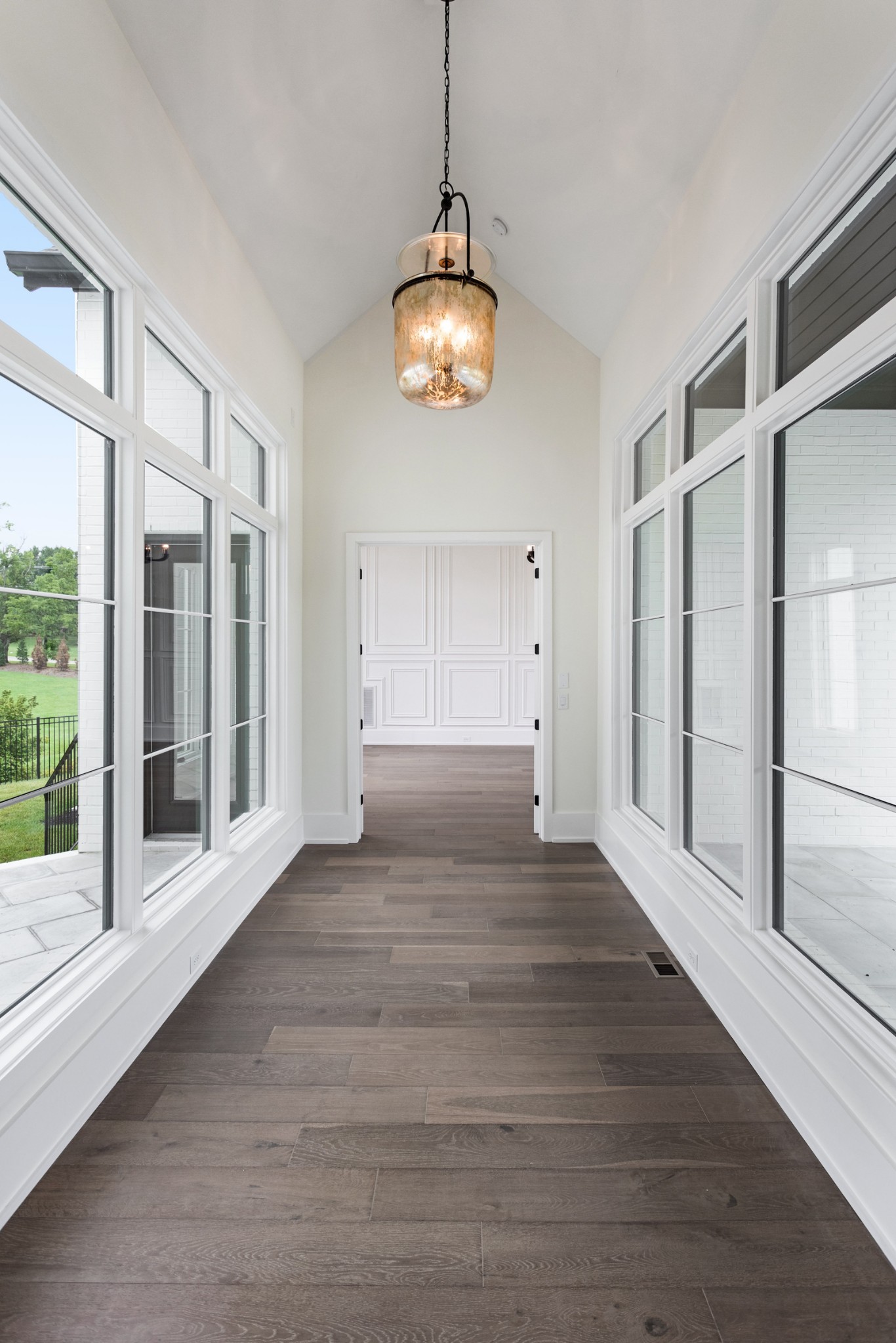 495 Chloe Ct