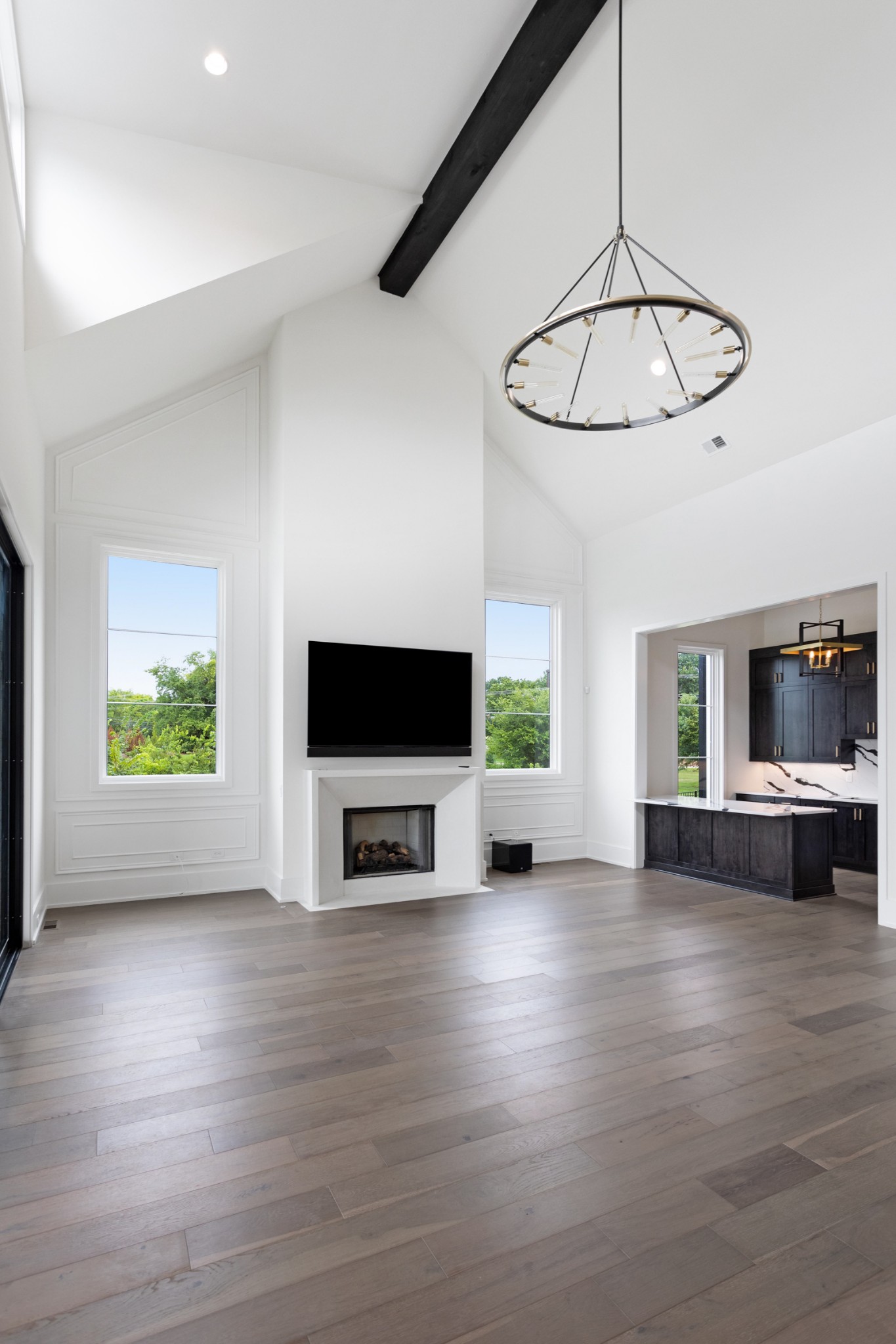 495 Chloe Ct