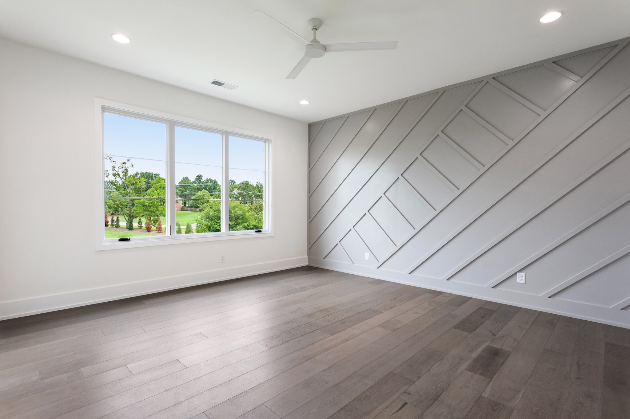 495 Chloe Ct