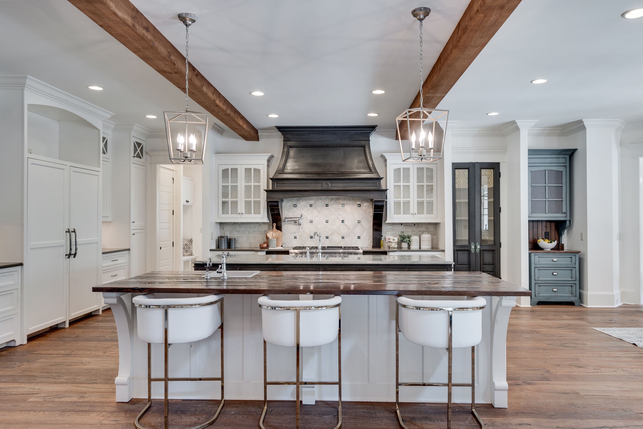 835 Windstone Blvd