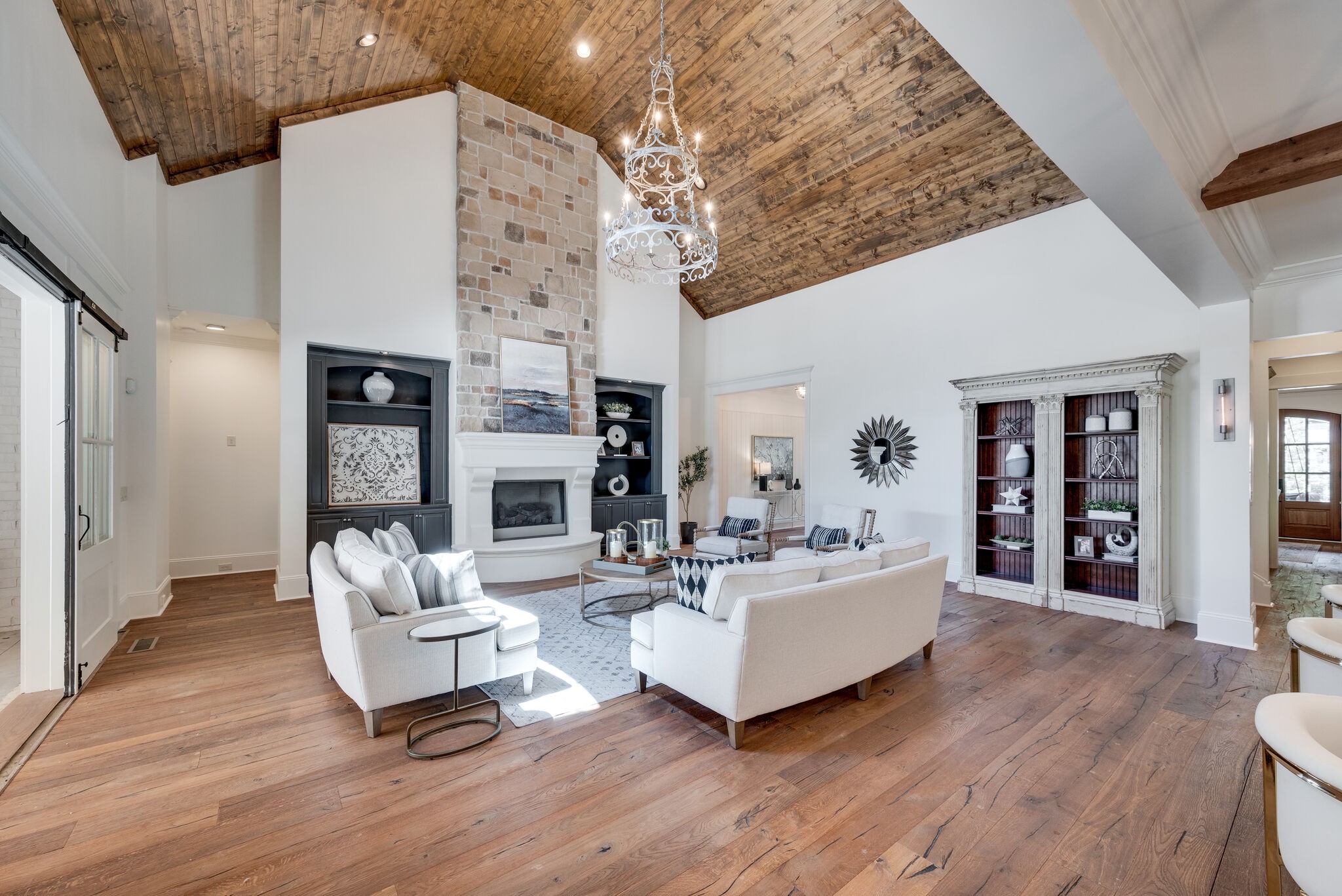 835 Windstone Blvd