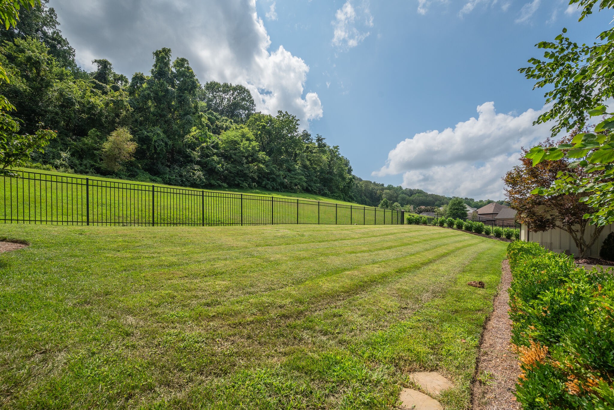 835 Windstone Blvd