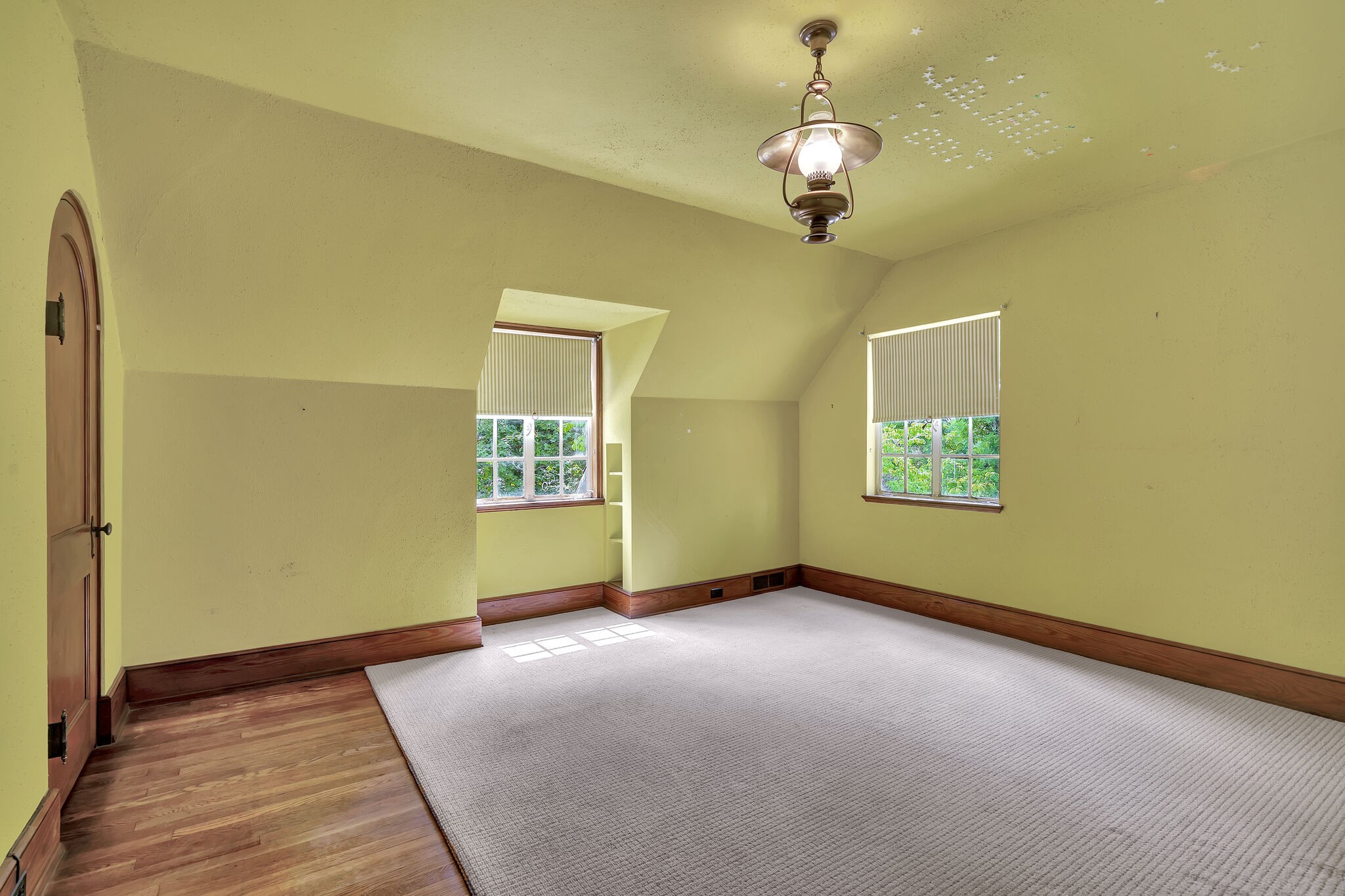 213 Lynnwood Ter