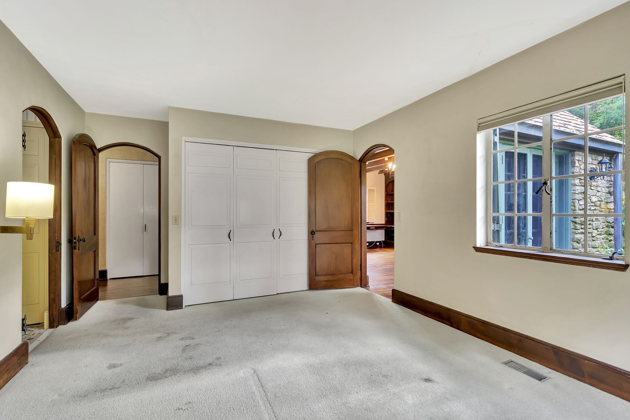 213 Lynnwood Ter